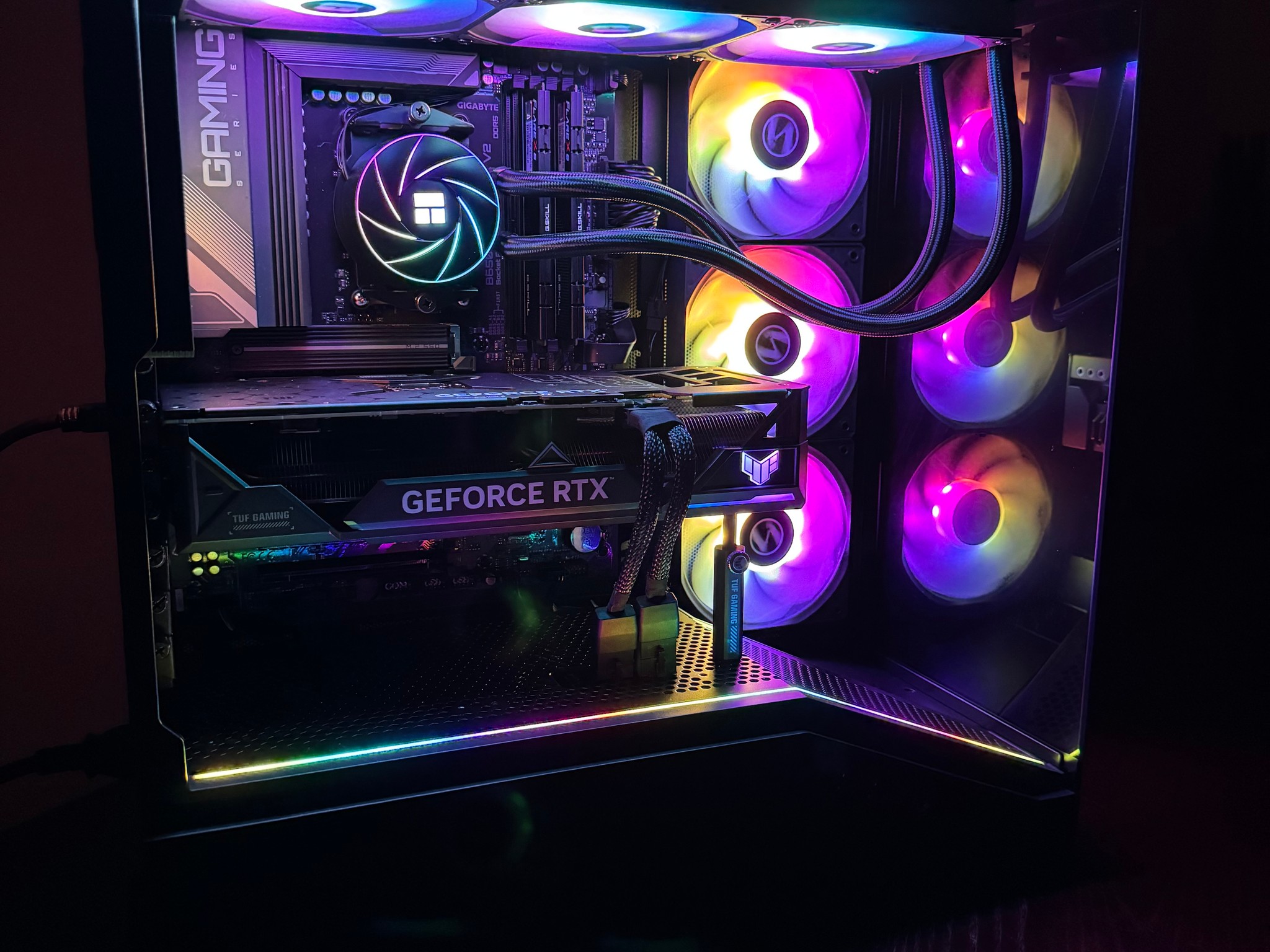 ASUS TUF 4070TI & Ryzen 7 7700x