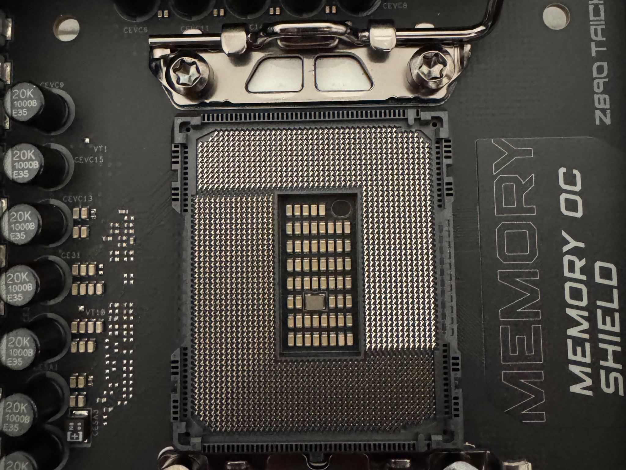 ASRock Z890 TAICHI OCF XOC Motherboard