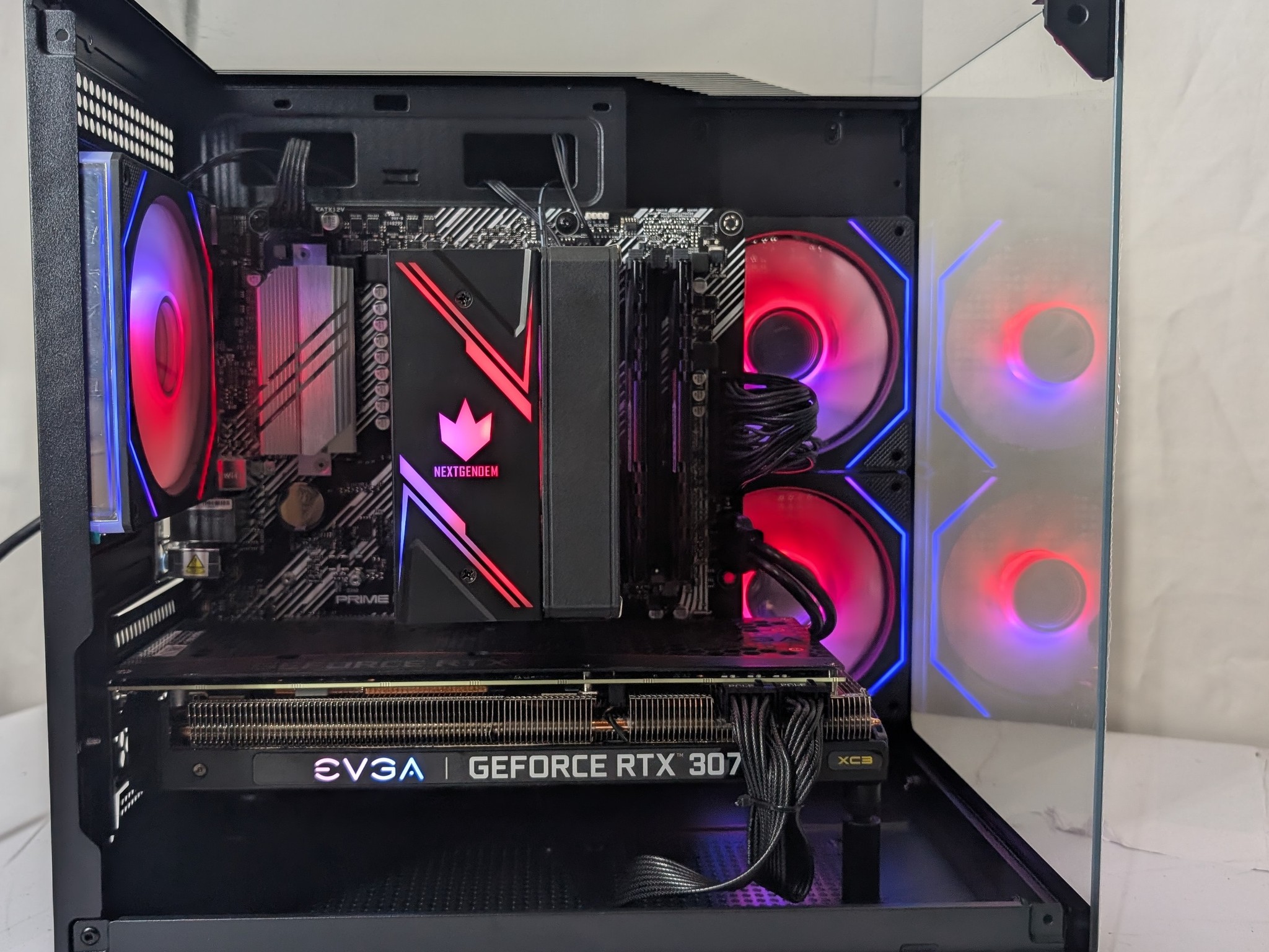 RTX 3070TI | RYZEN 5 3600 | 16GB DDR4 | 1TB NVME | 650W