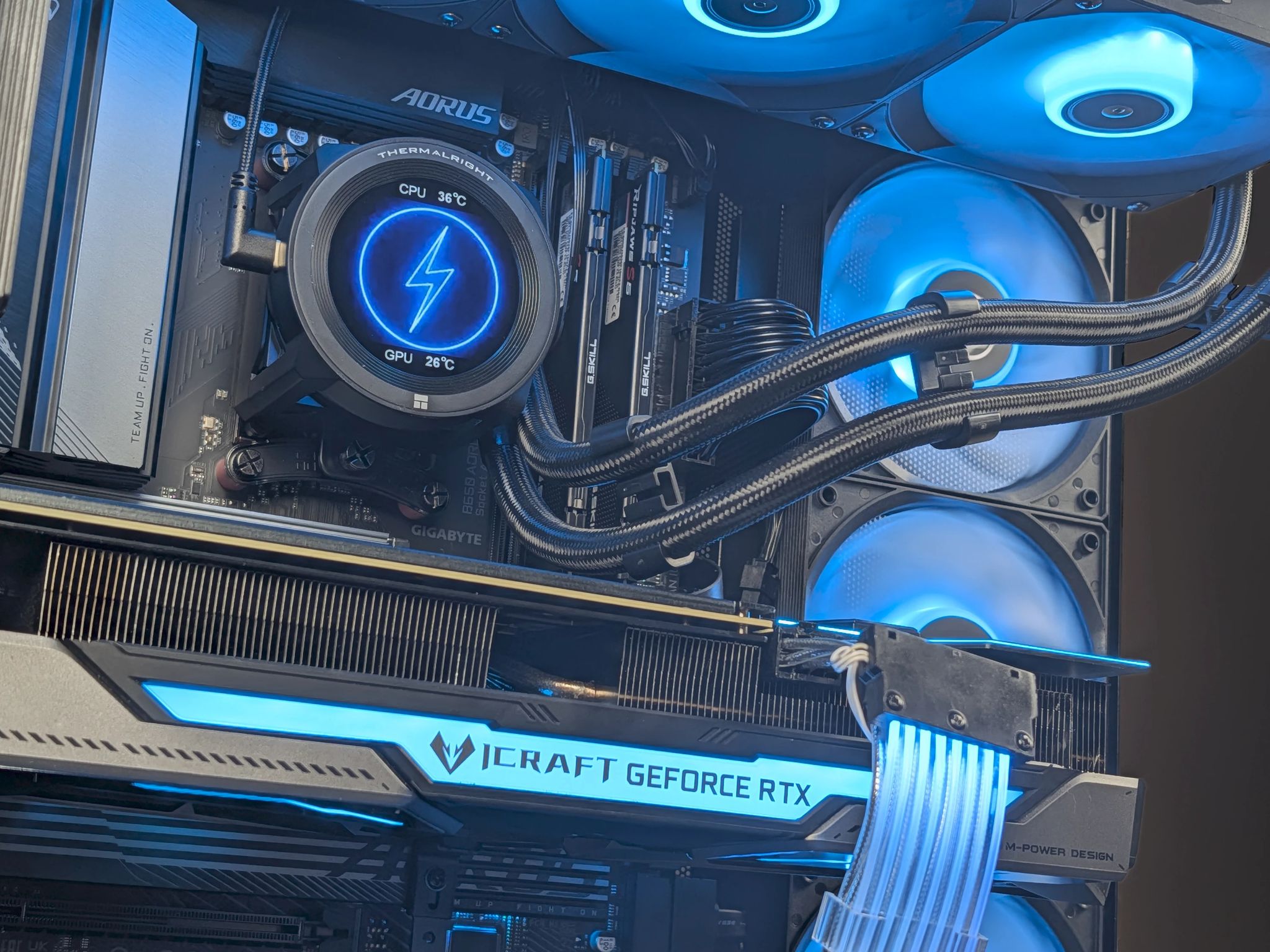 🧊 Ryzen 7 7700 • RTX 3080 Ti 12GB • 32GB DDR5 • 2TB SSD • Gaming PC