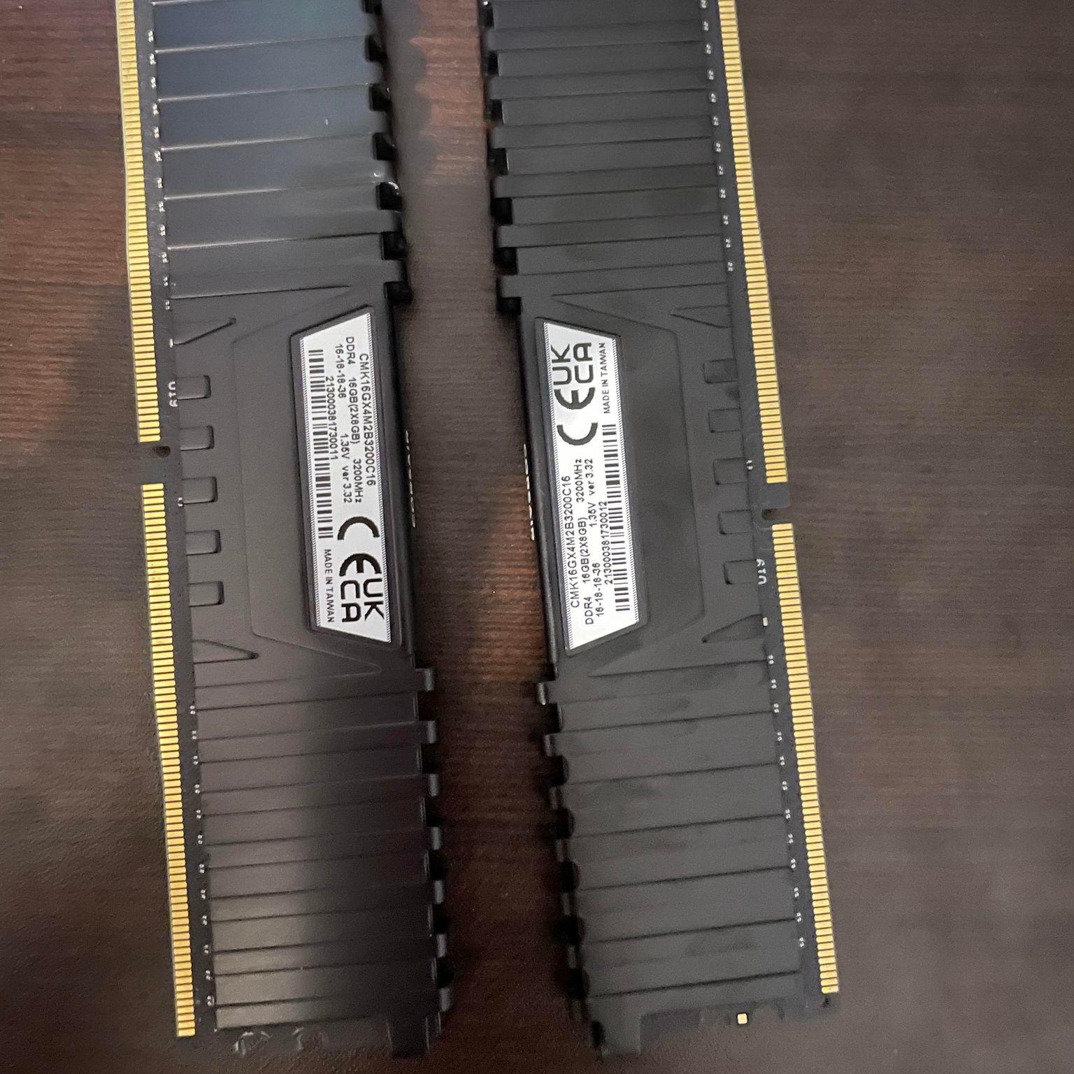 CORSAIR Vengeance LPX 16GB (2 x 8GB) 3200 CL16