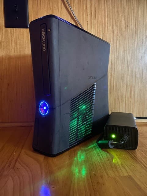 RGH3 Xbox 360 - Blue ROL - Auto RGB fan - 250Gb