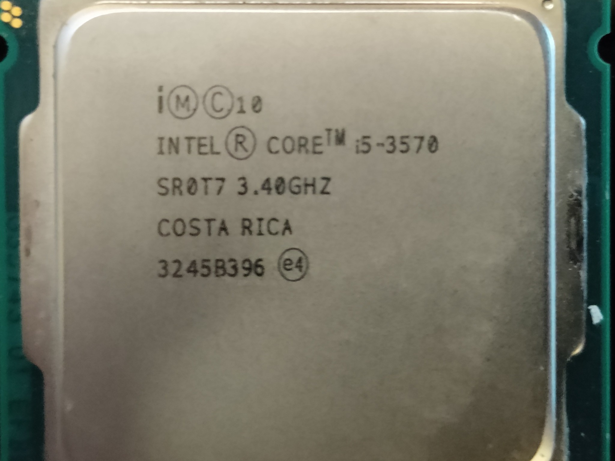 Intel Core i5-3570 CPU (3.4 GHz) + Stock Cooler!!! 😎