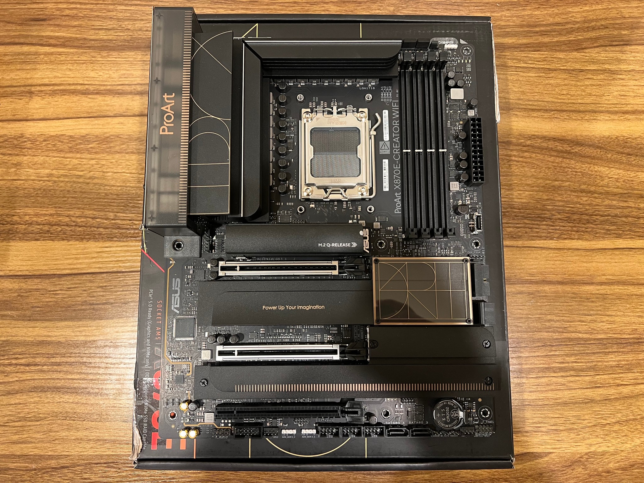 ASUS ProArt X870E-CREATOR WiFi AMD AM5 X870E ATX Motherboard PCIe 5.0 x16