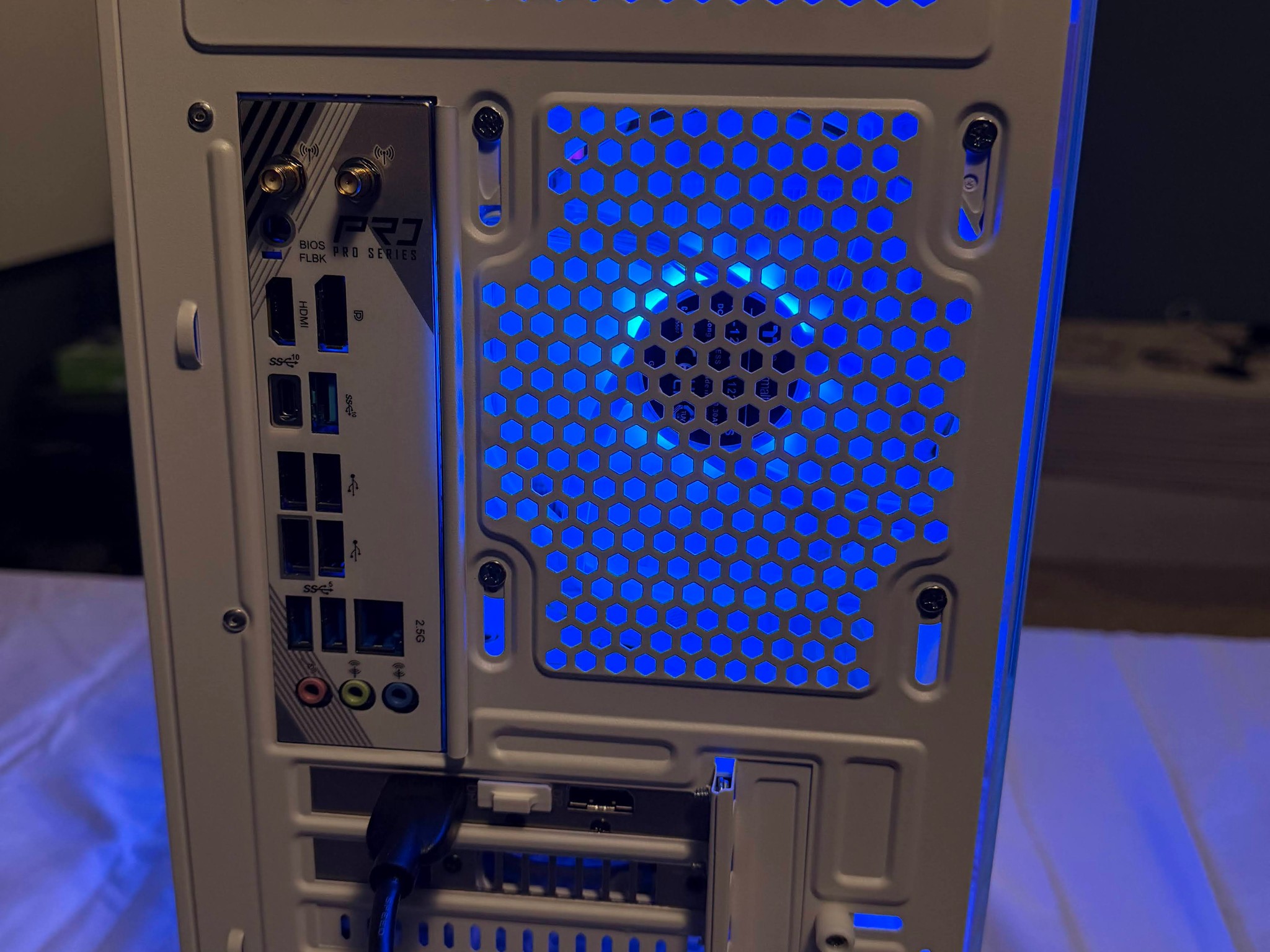 Brand New Custom Gaming PC | RX 9060 XT 16GB | Ryzen 5 9600X | 32 GB DDR5 RAM | 2TB NVMe SSD Gen 5