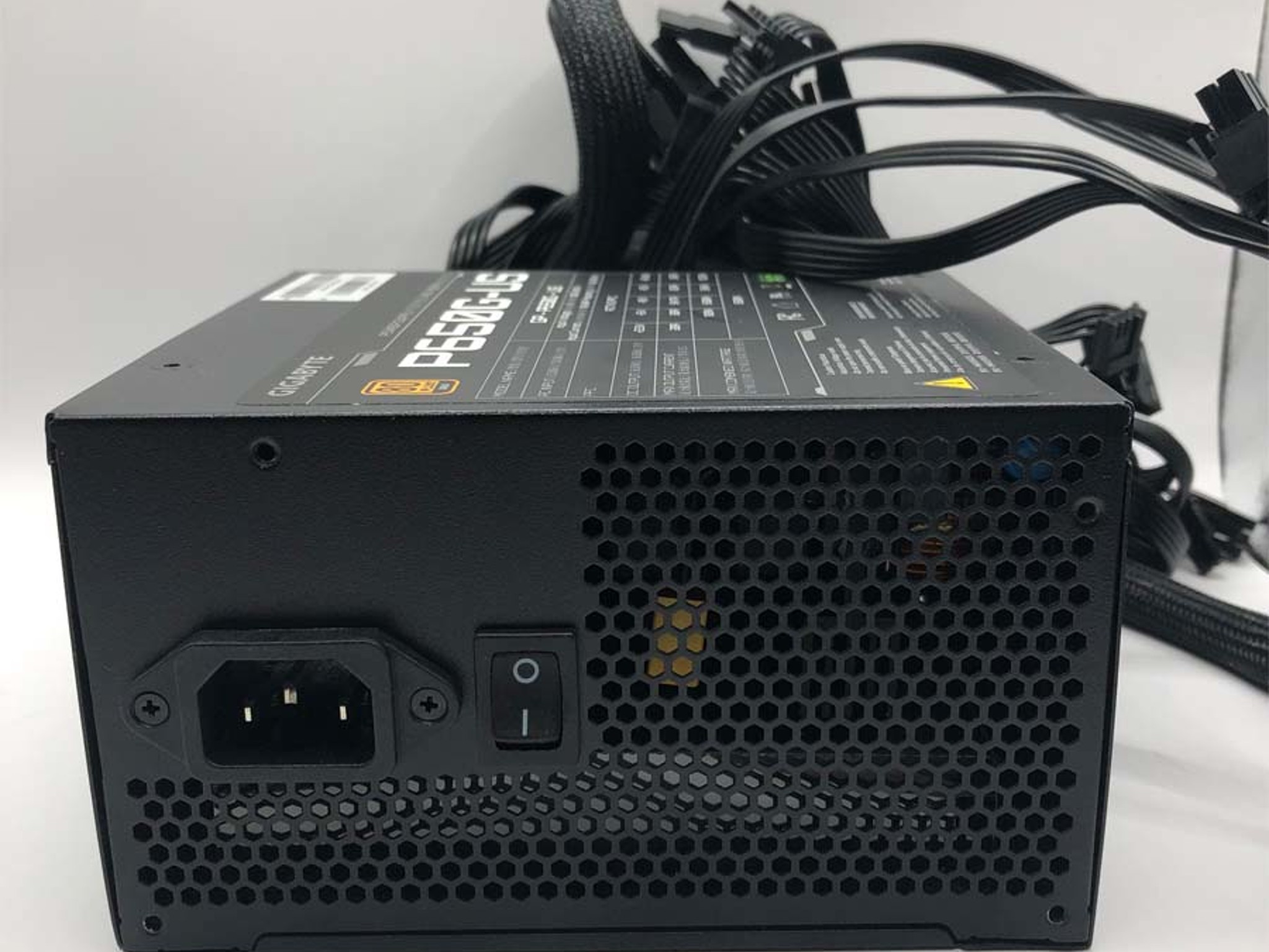 Gigabyte 650 Watt 80+ Gold Rated PSU P650G-US *Pulled from open box pre-built* *Tested Working*