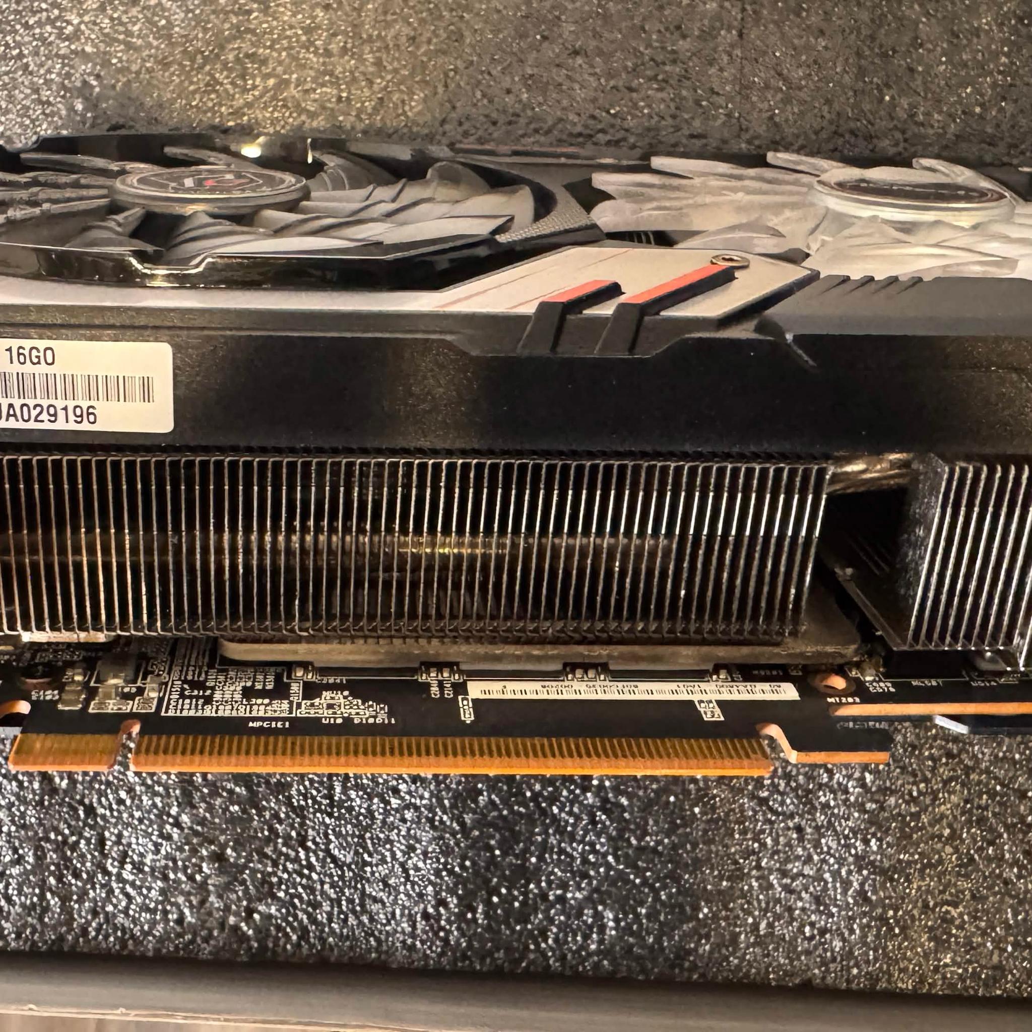 ASRock Radeon RX 6800 XT Phantom Gaming 16GB OC