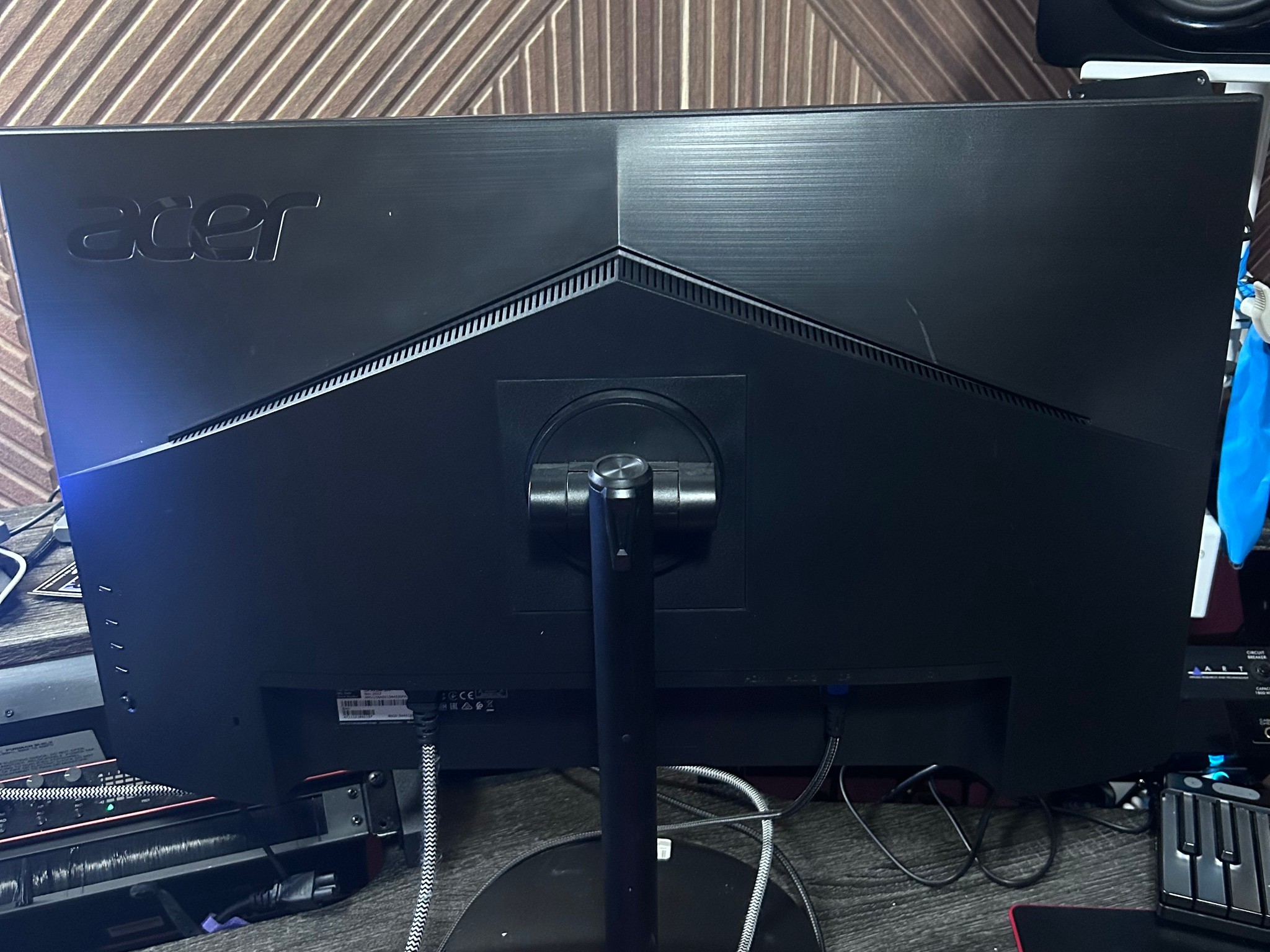 Acer Nitro 27" 4K (160hz) (3840 x 2160) Gaming Monitor (XV272K)