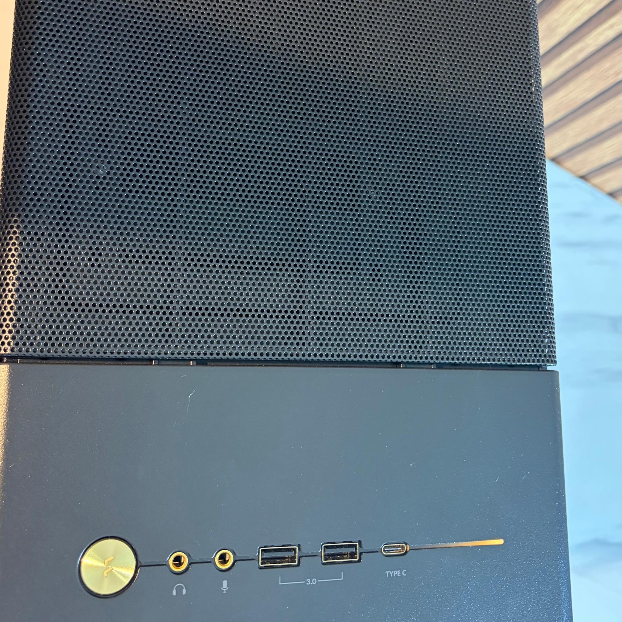 9070 16GB | RYZEN 5 7600X | 24GB DDR5 | 1TB SSD | 850W