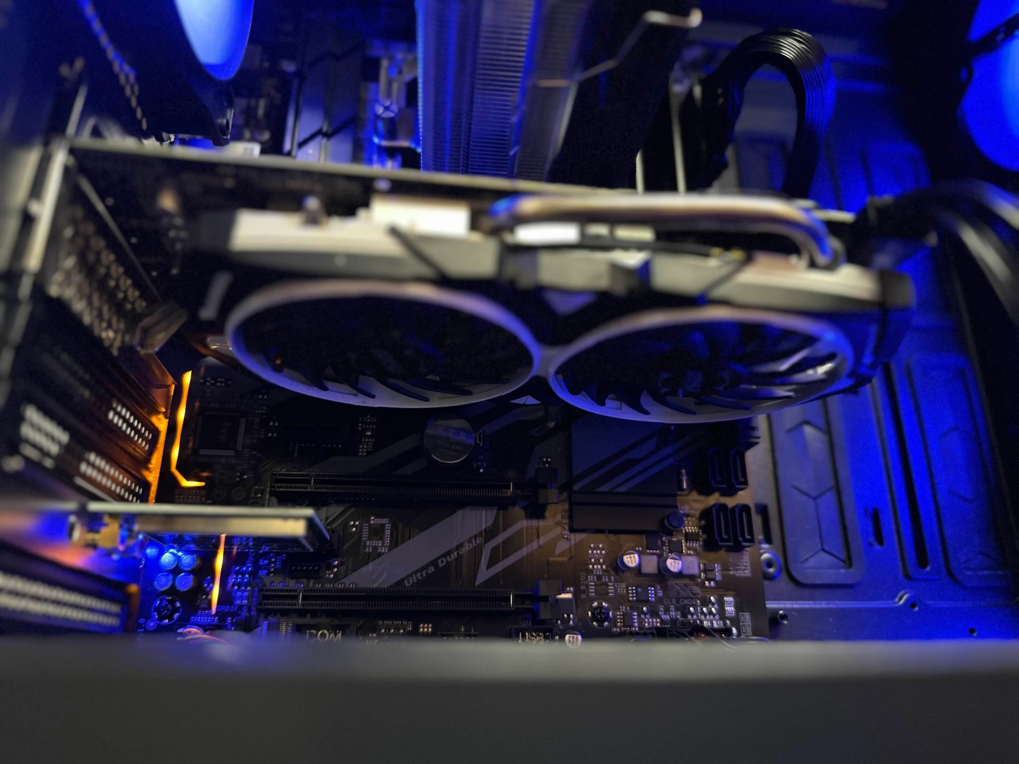 Entry Level Gaming PC Build RX 580