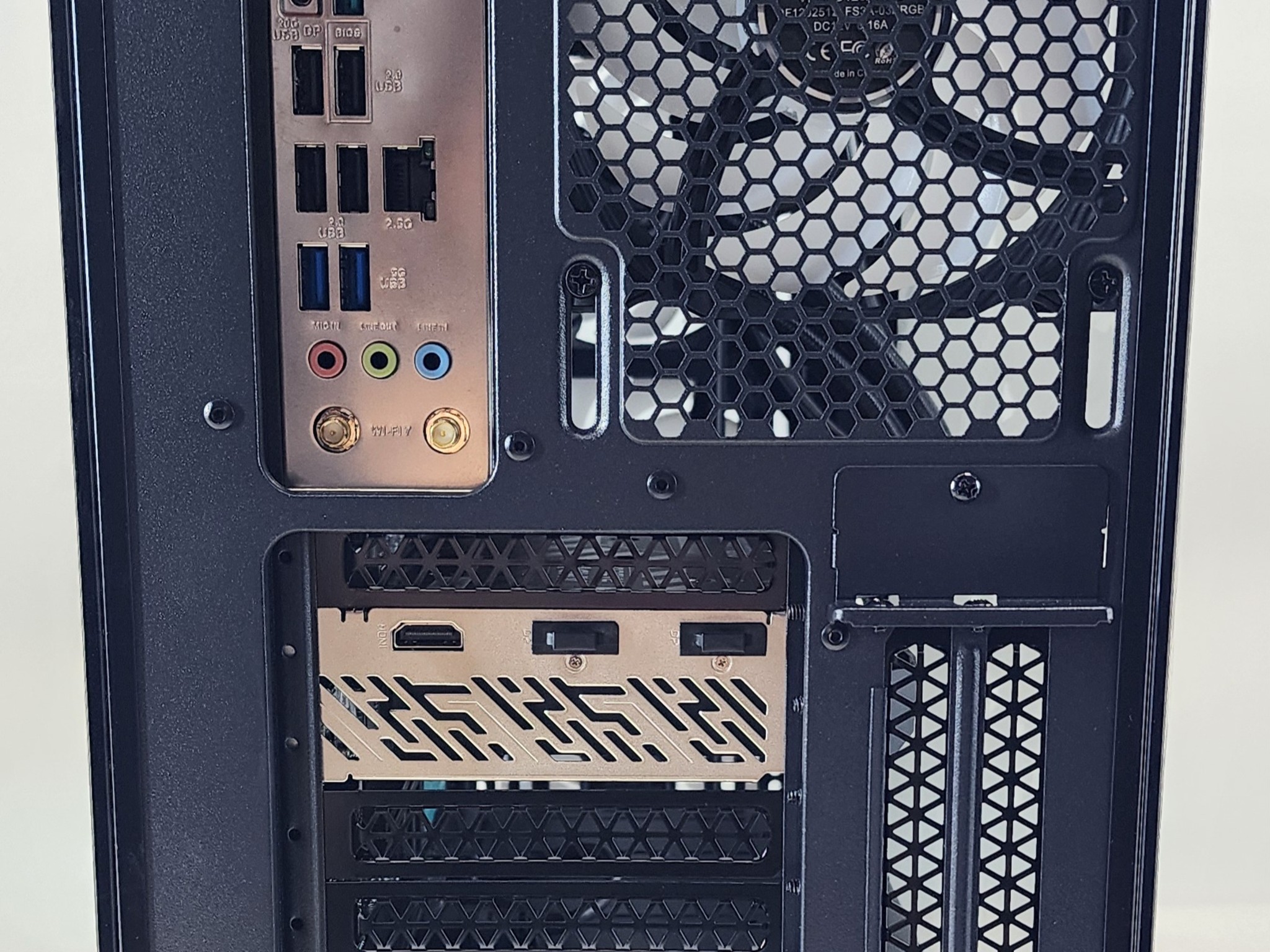 Gaming PC Ultra 5 250KF 16GB RAM 1TB SSD RX 9060 8GB Windows 11 Computer