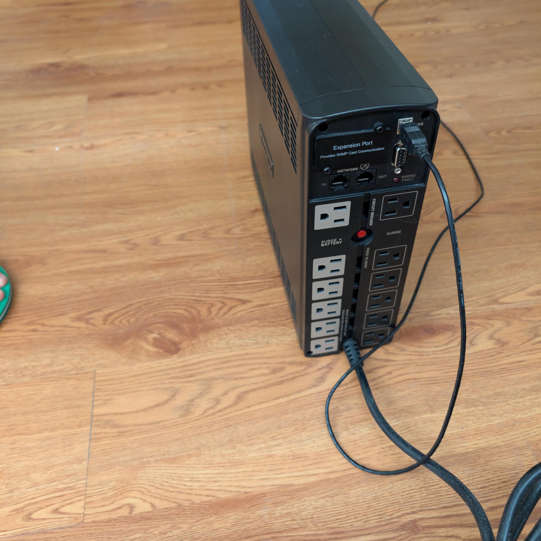 UPS - CyberPower CP1500PFCLCD 1500VA 1000W