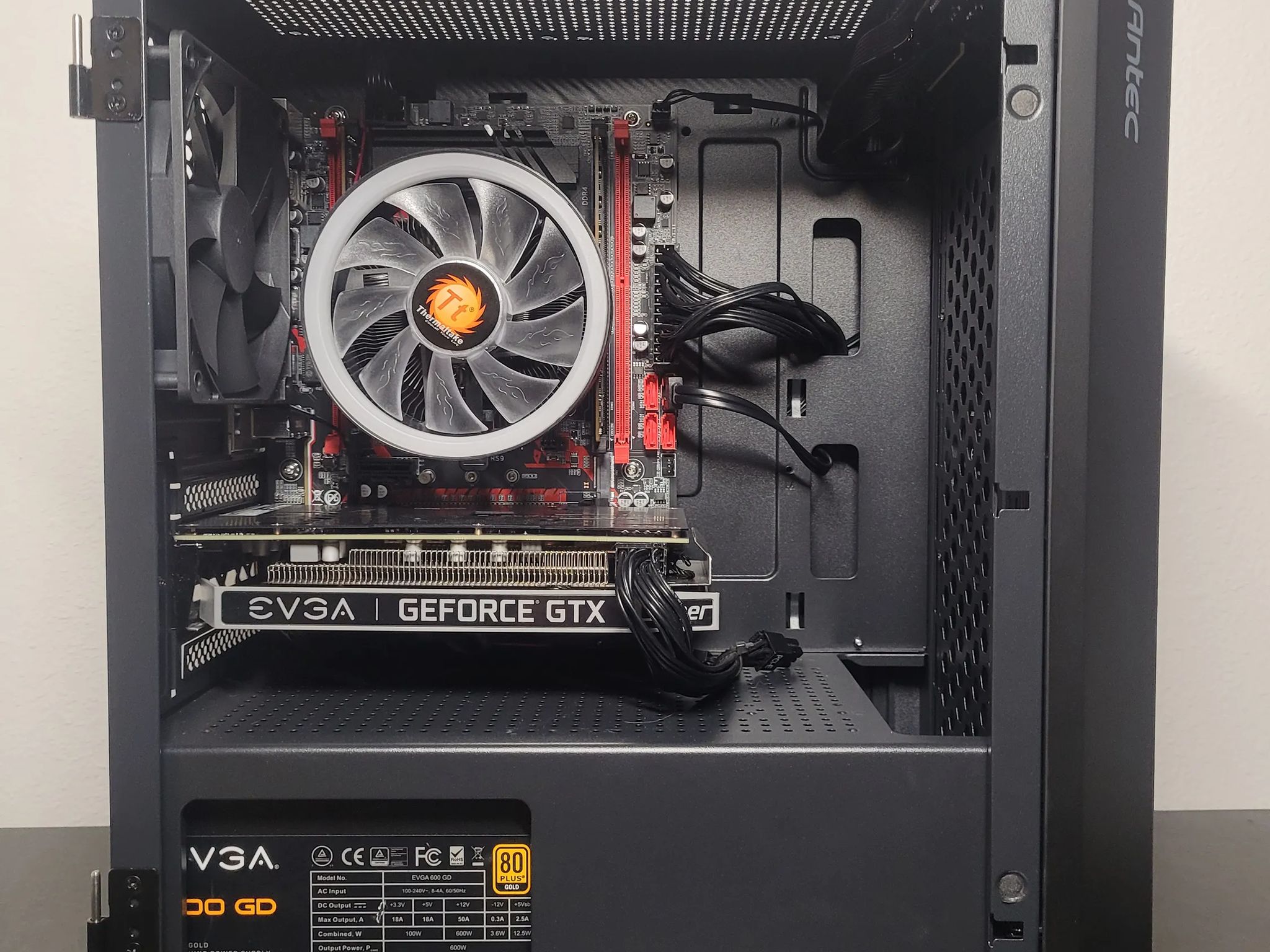 Budget Gaming PC // Xeon (12core, 24thread) // 1660 Super // 1TB SSD // 16GB DDR4