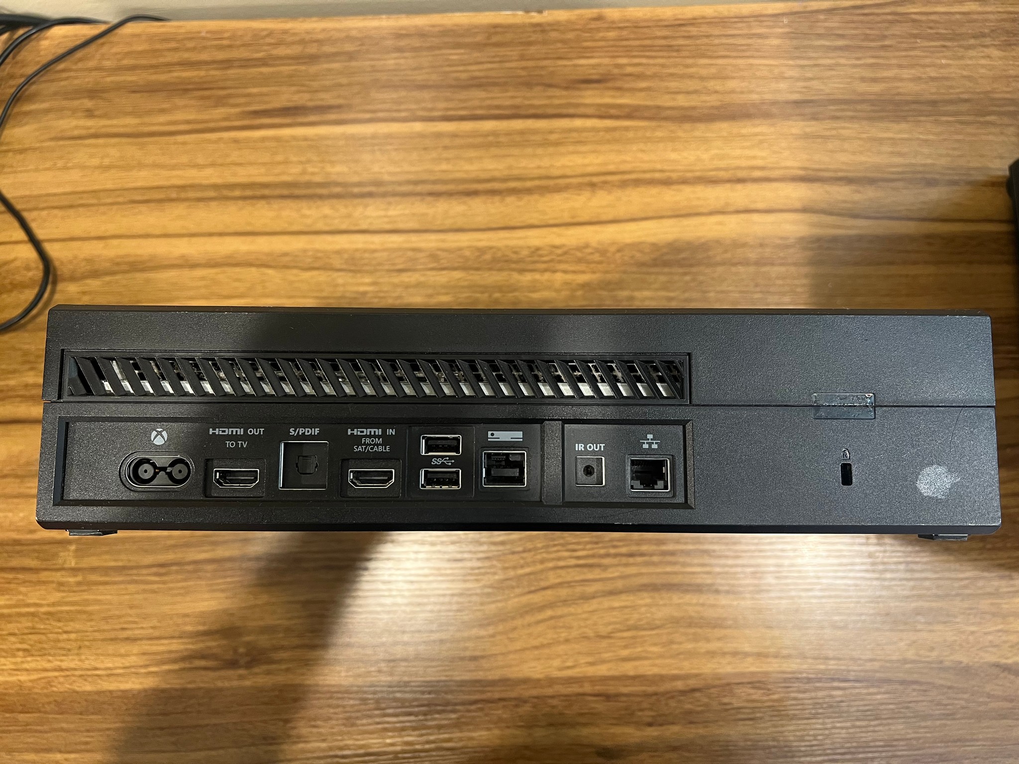 XBOX One 1TB Edition | Comes with Power Supply and HDMI Cable | Battlefront 2 Included |  Black