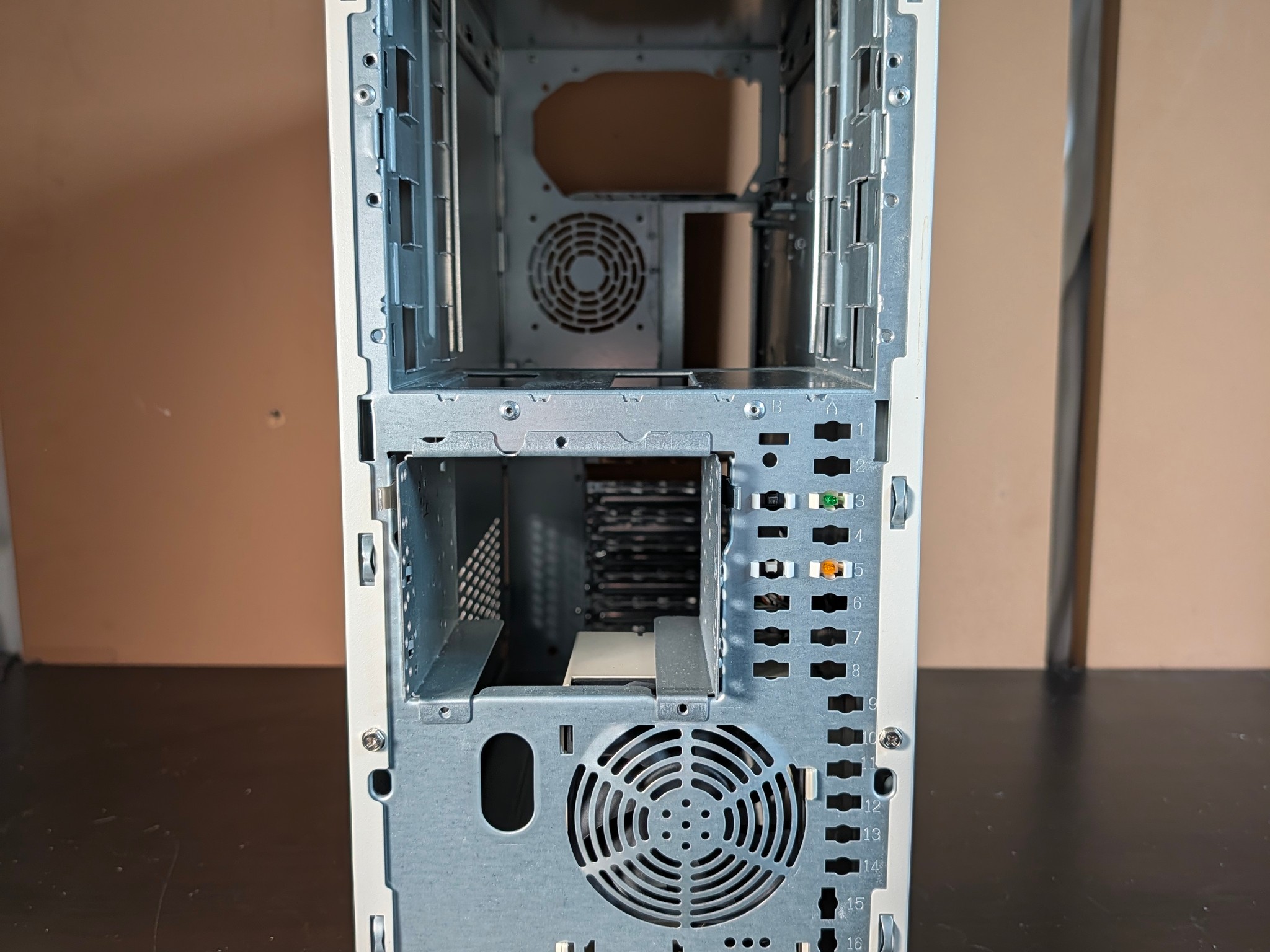 Enlight EN-7237 Vintage ATX Tower PC Case Retro Beige Sleeper
