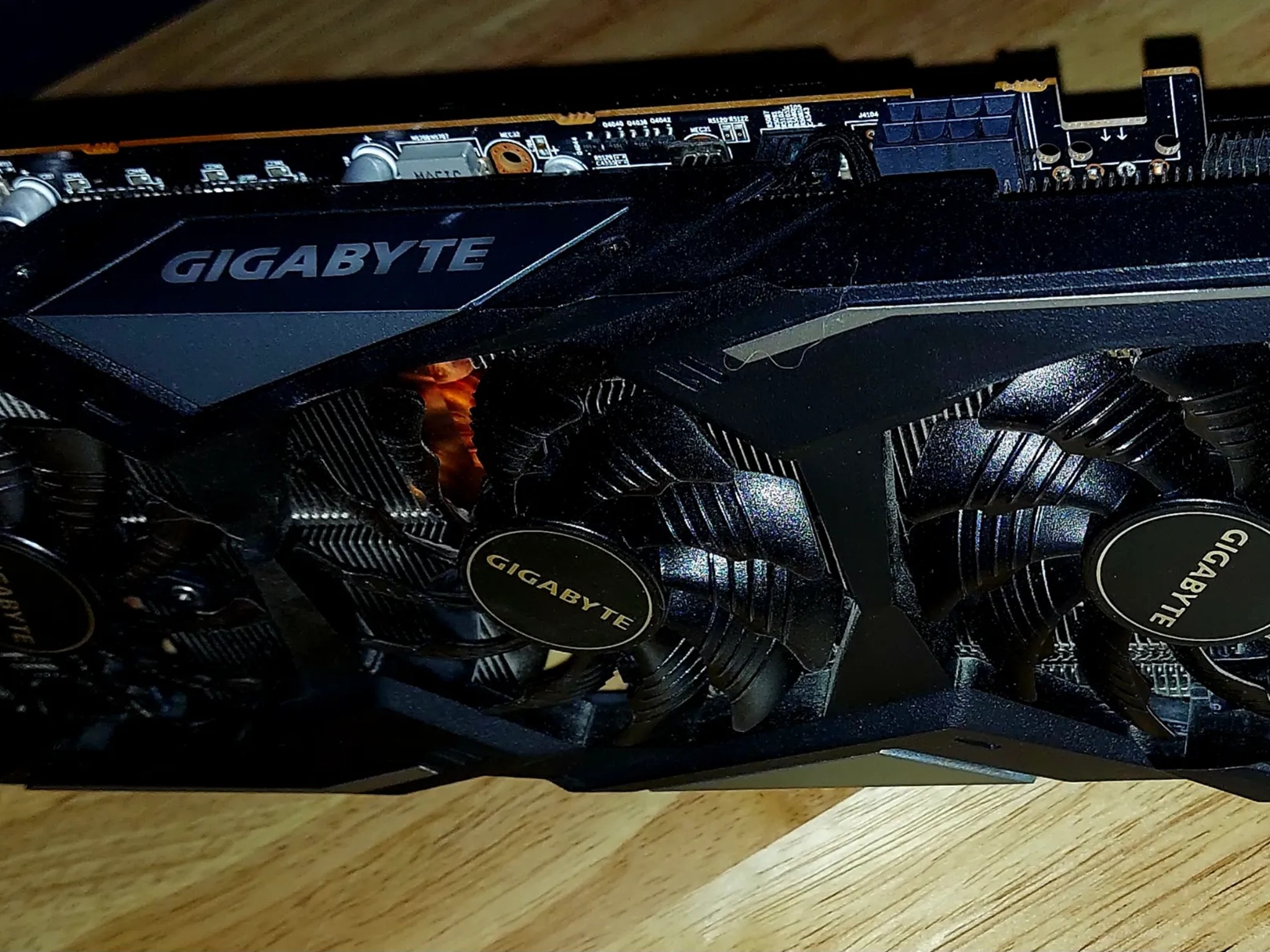 Gigabyte RX5700 8GB DDR6