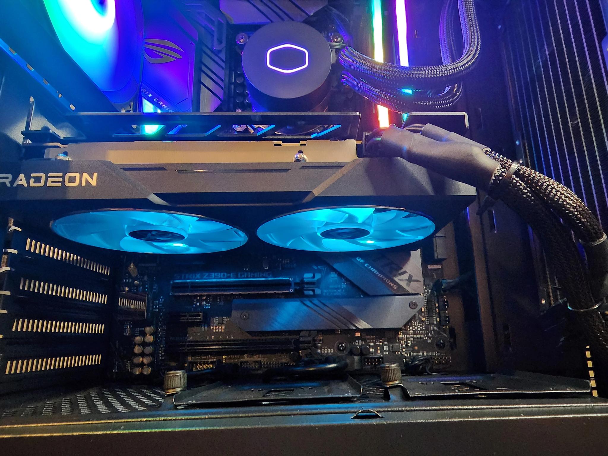 RX 6600 XT / i7-9700K - Custom Gaming Computer