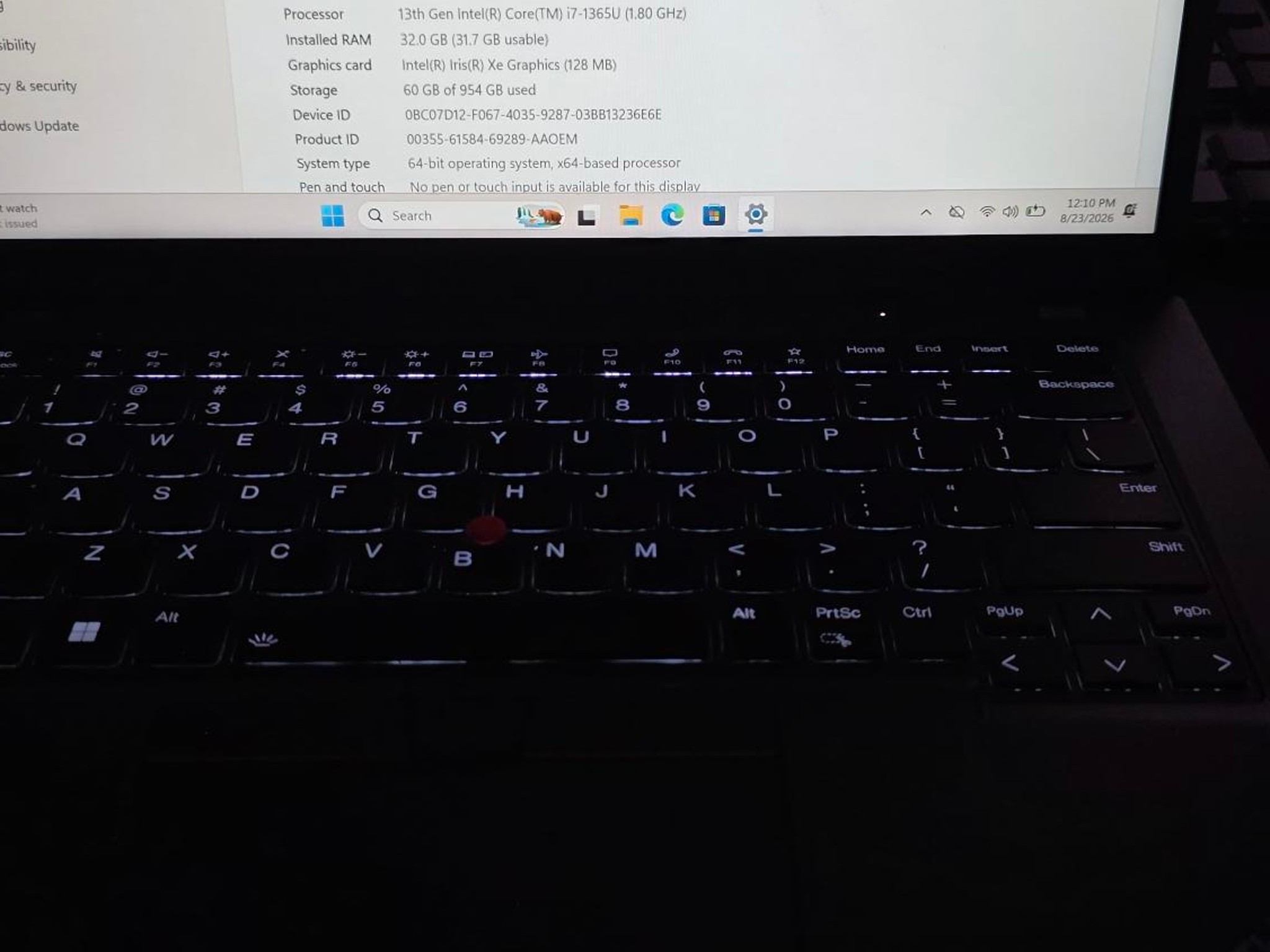 Lenovo L14 thinkpad gen 4 I7 32GB ram 1 TB ssd
