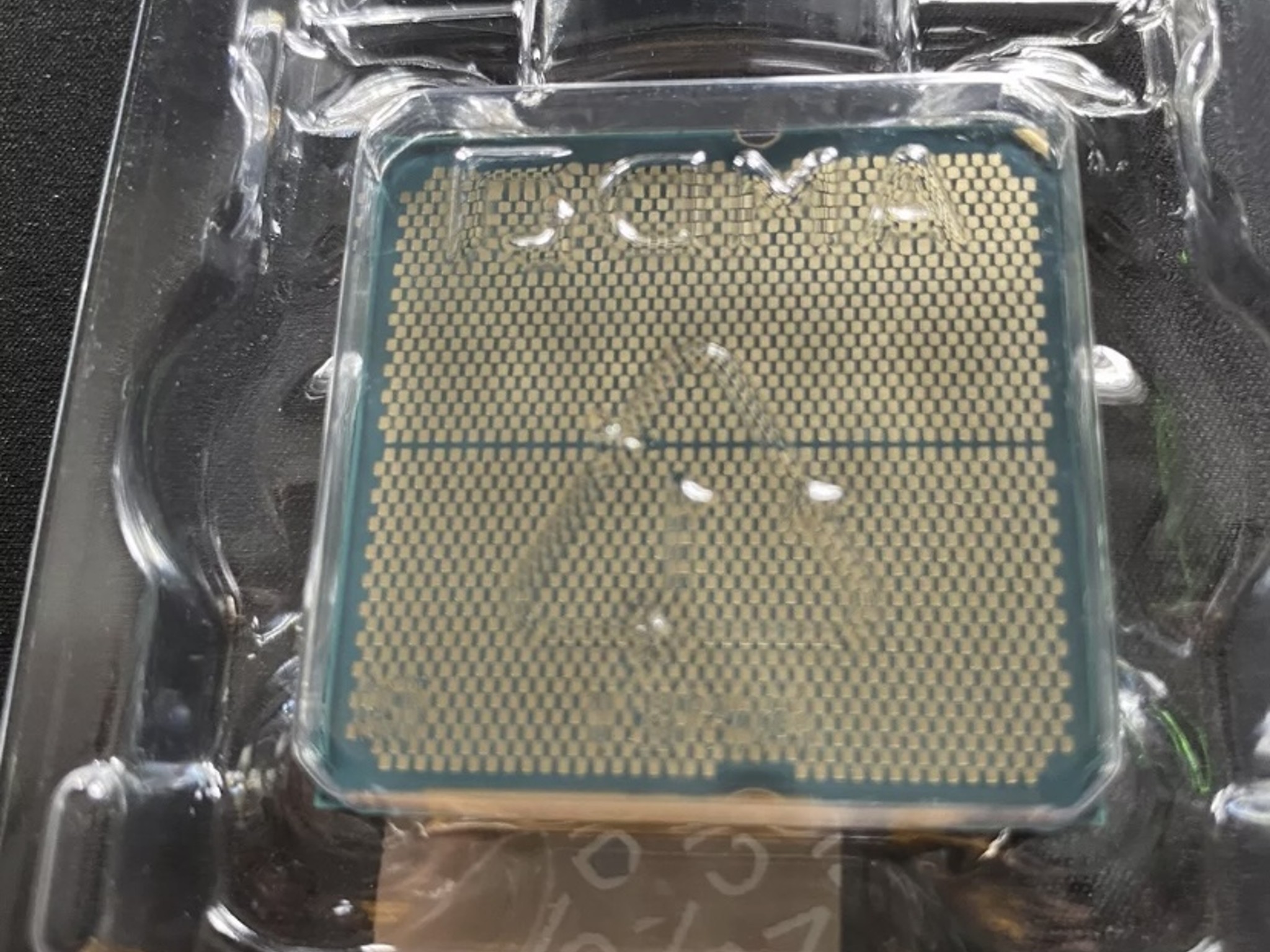 AMD Ryzen 5 7600 Processor (5.1 GHz, 6 Cores, Socket AM5)(NO FAN, NO BOX)
