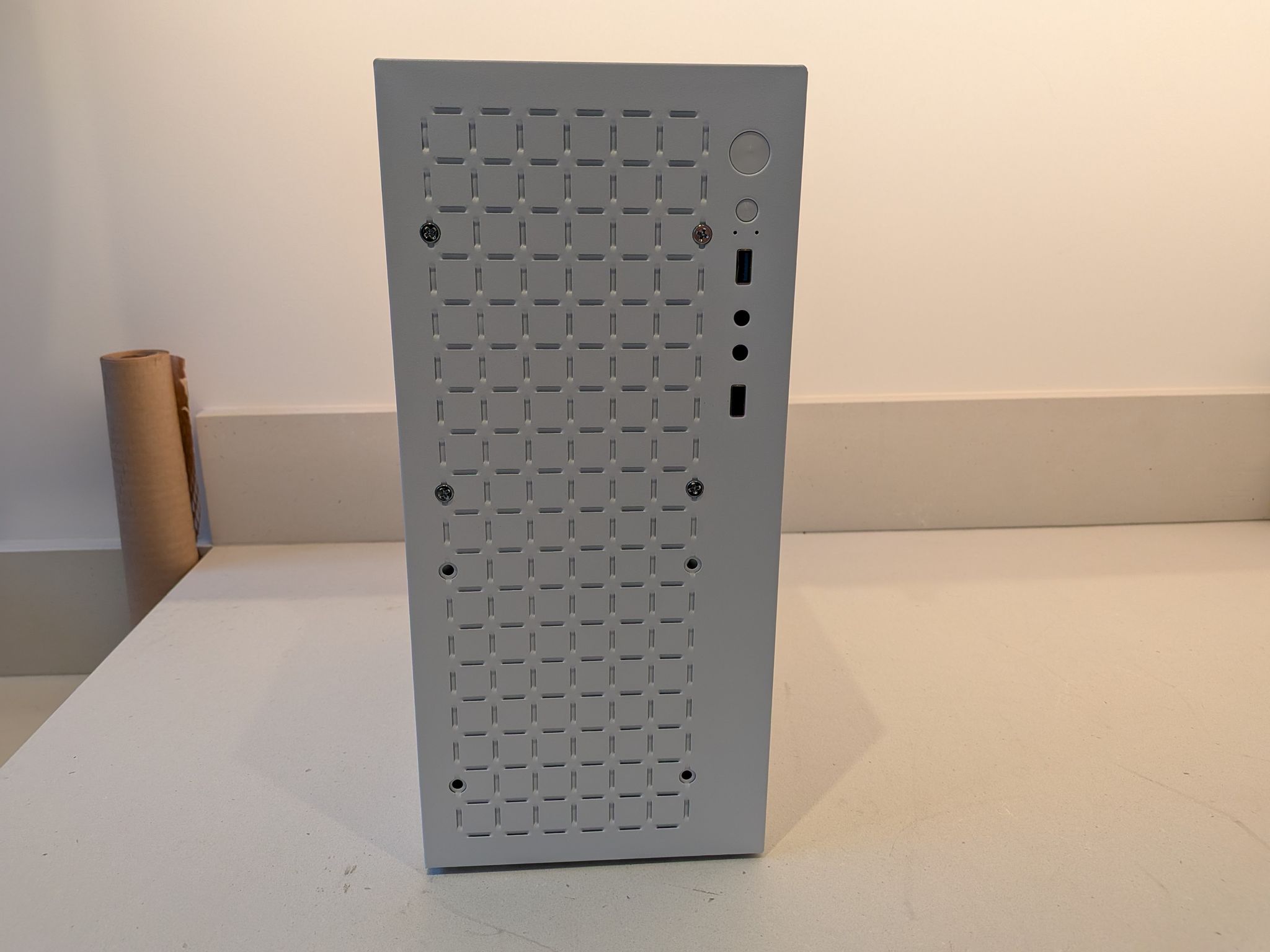 1080p Budget Sleeper - RTX 4060, Ryzen 5 3600, 32 GB DDR4 RAM, 1 TB NVME, RGB