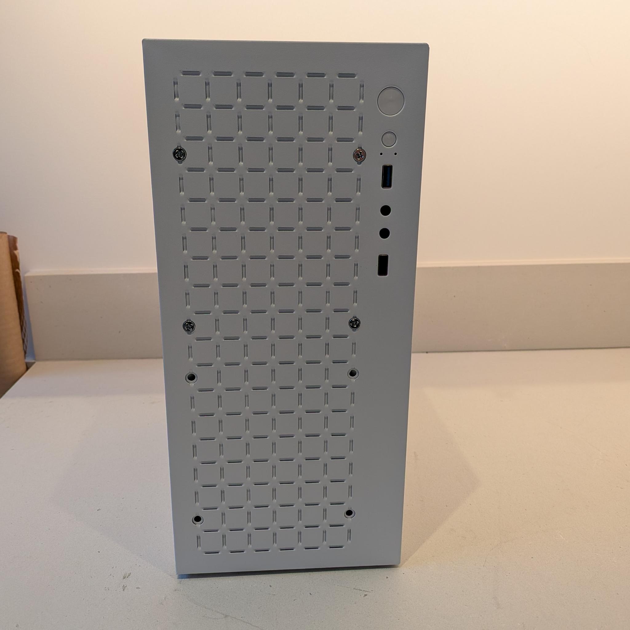 1080p Budget Sleeper - RTX 4060, Ryzen 5 3600, 32 GB DDR4 RAM, 1 TB NVME, RGB