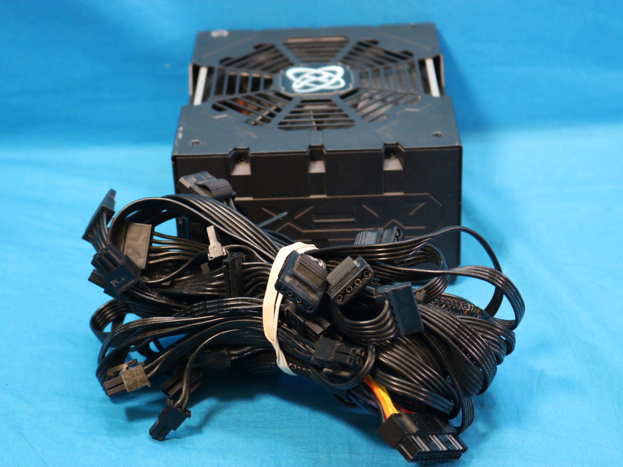 XFX TS Series 850 850W 80+ Bronze ATX Desktop PSU XPS-850W-SEW - 4291868079