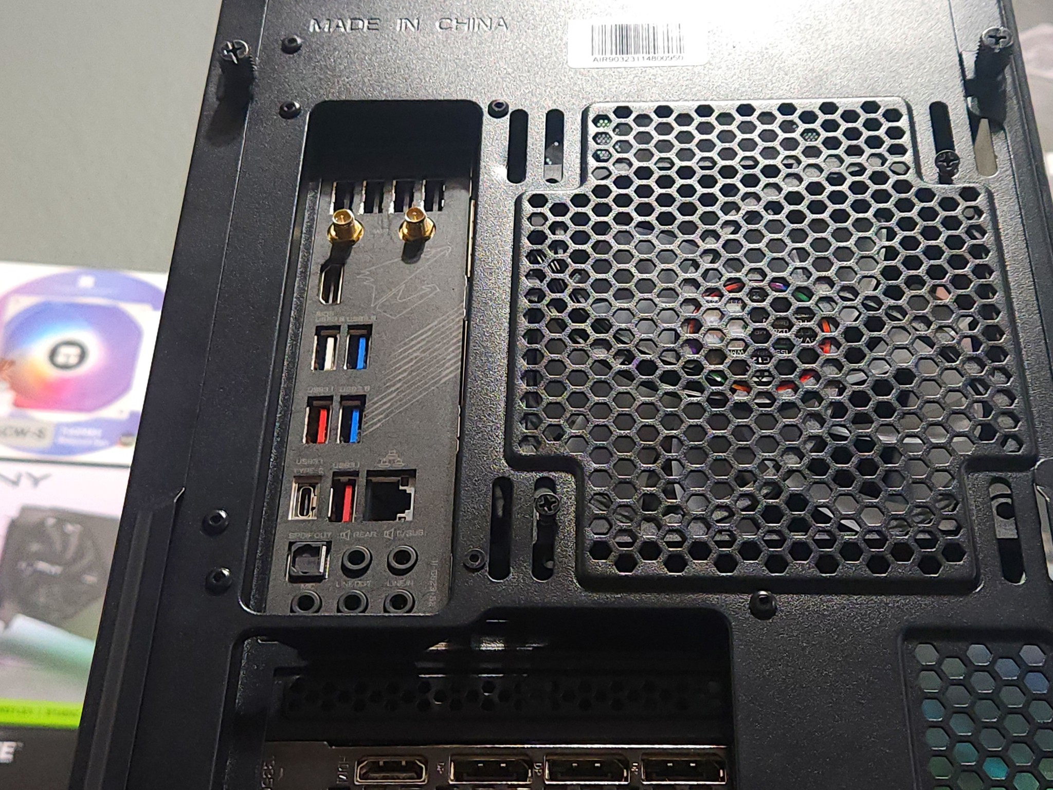 🌊 RTX 3080 TI 12 GB | Ryzen 7 5800X | 32GB DDR4 4000MTs | 2 TB NVME | WIFI + BT | AIO