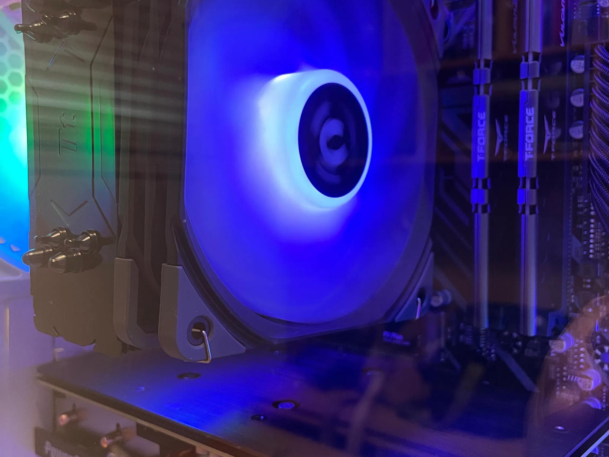1440p GAMING BEAST ryzen 5 5600x, rx7600xt!!!!