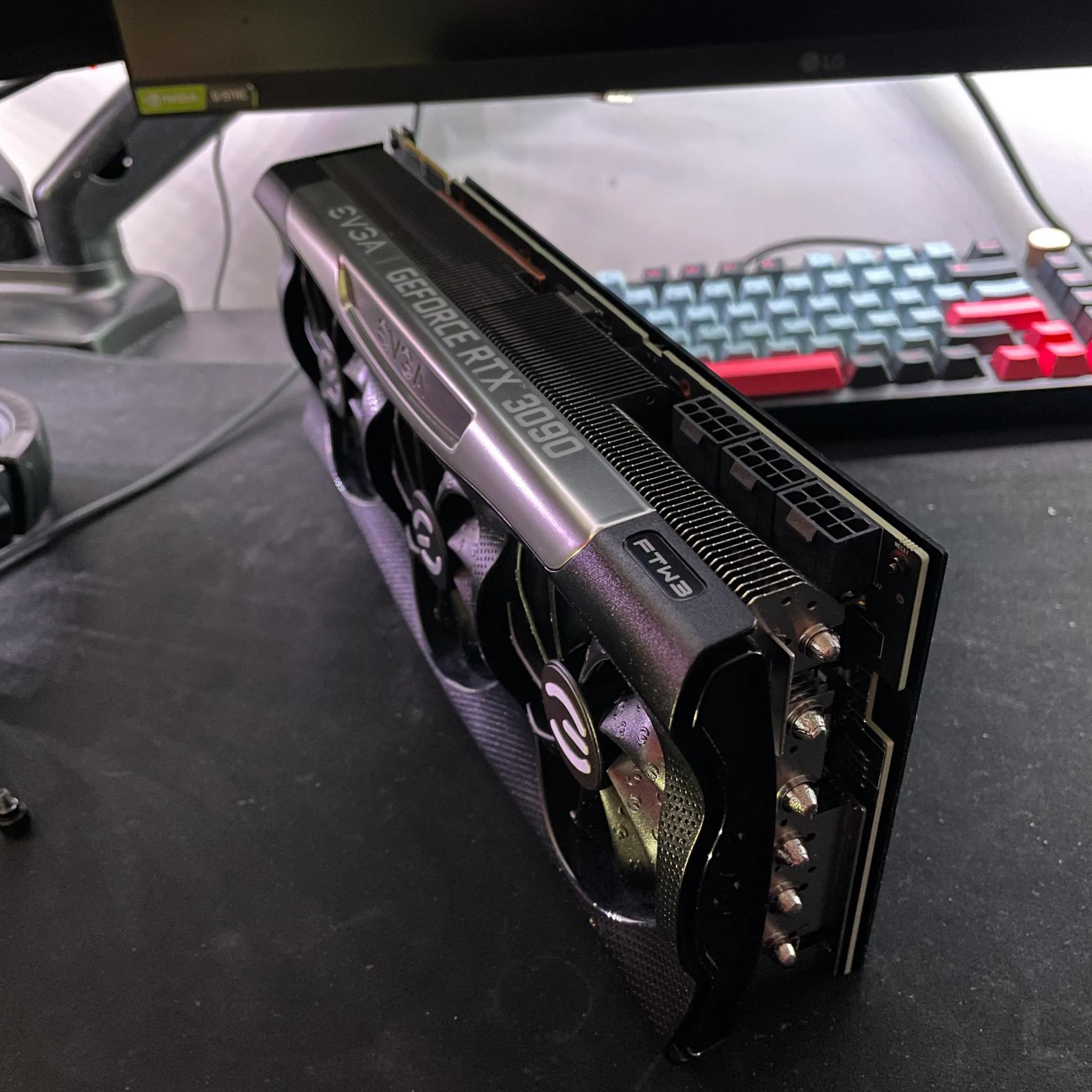 EVGA GeForce RTX 3090 FTW3 ULTRA GAMING 24GB GDDR6X Graphics Card