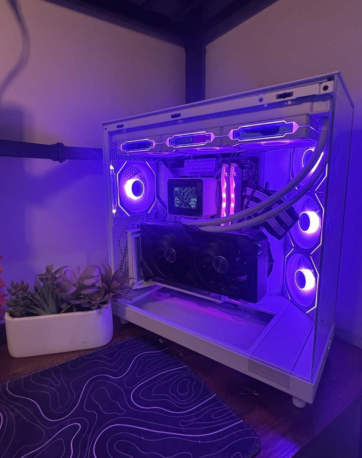 White/Black "Tuxedo" High End PC - i7 13700KF | RTX 4070 | 32GB DDR5