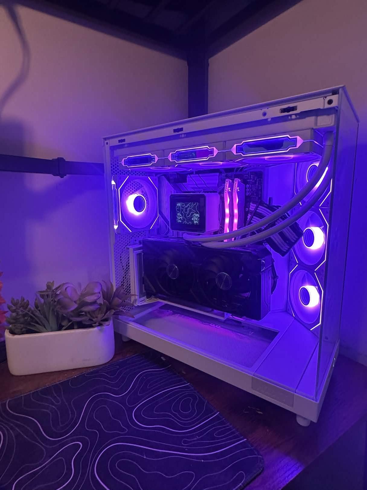 White/Black "Tuxedo" High End PC - i7 13700KF | RTX 4070 | 32GB DDR5