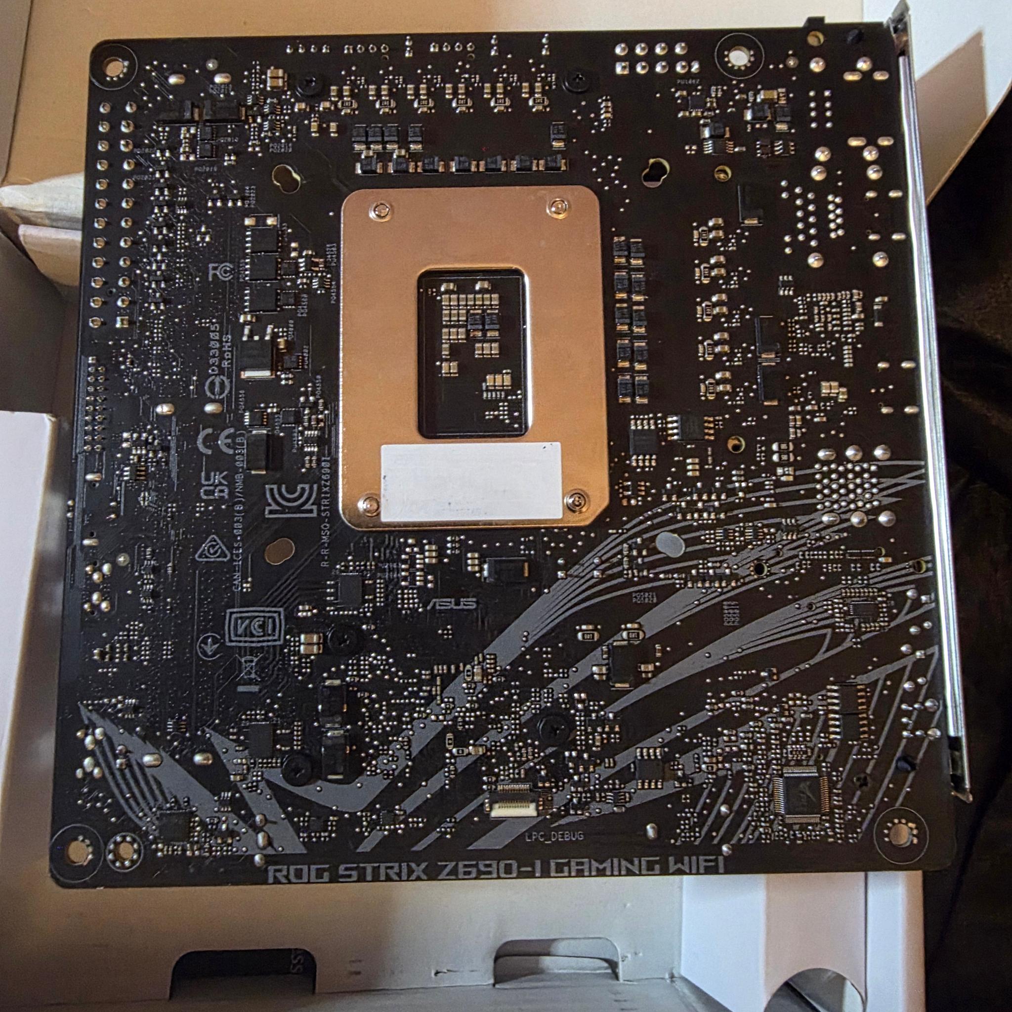 ASUS ROG STRIX Z690 I GAMING WIFI MINI ITX INTEL DDR5 SOCKET 1700