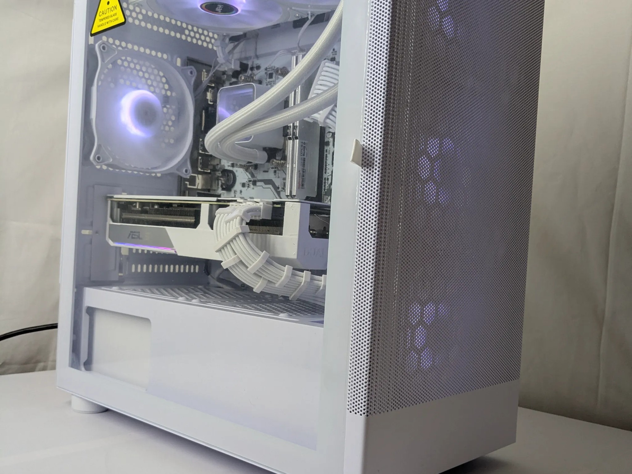 🔥 High-End Gaming PC – RTX 3070 | Ryzen 7 5700 | 32GB DDR4 | 1TB NVMe | 240mm AIO 🔥
