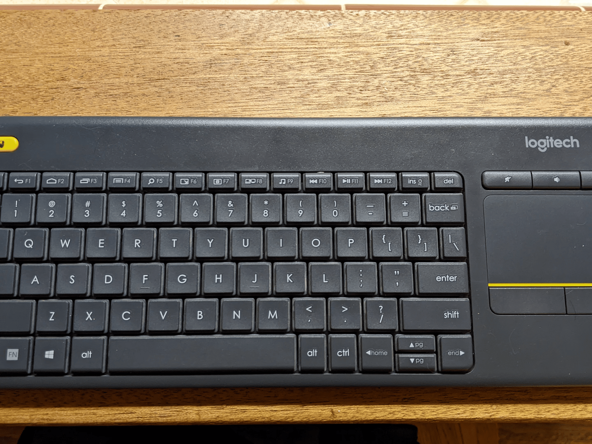 Logitech K400+ Keyboard