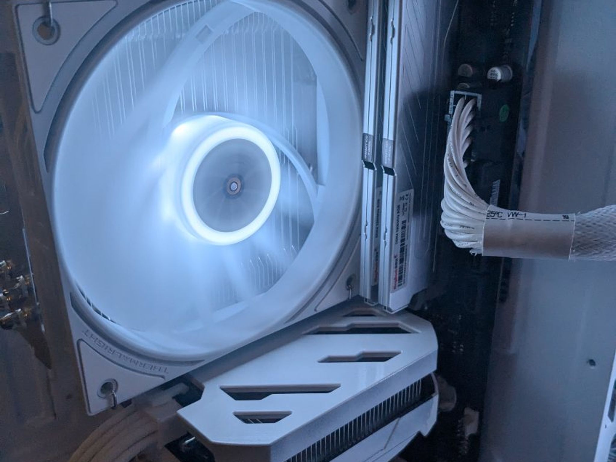 🔥RTX 4060, Ryzen 5, 16 GB RAM, 1 TB Storage