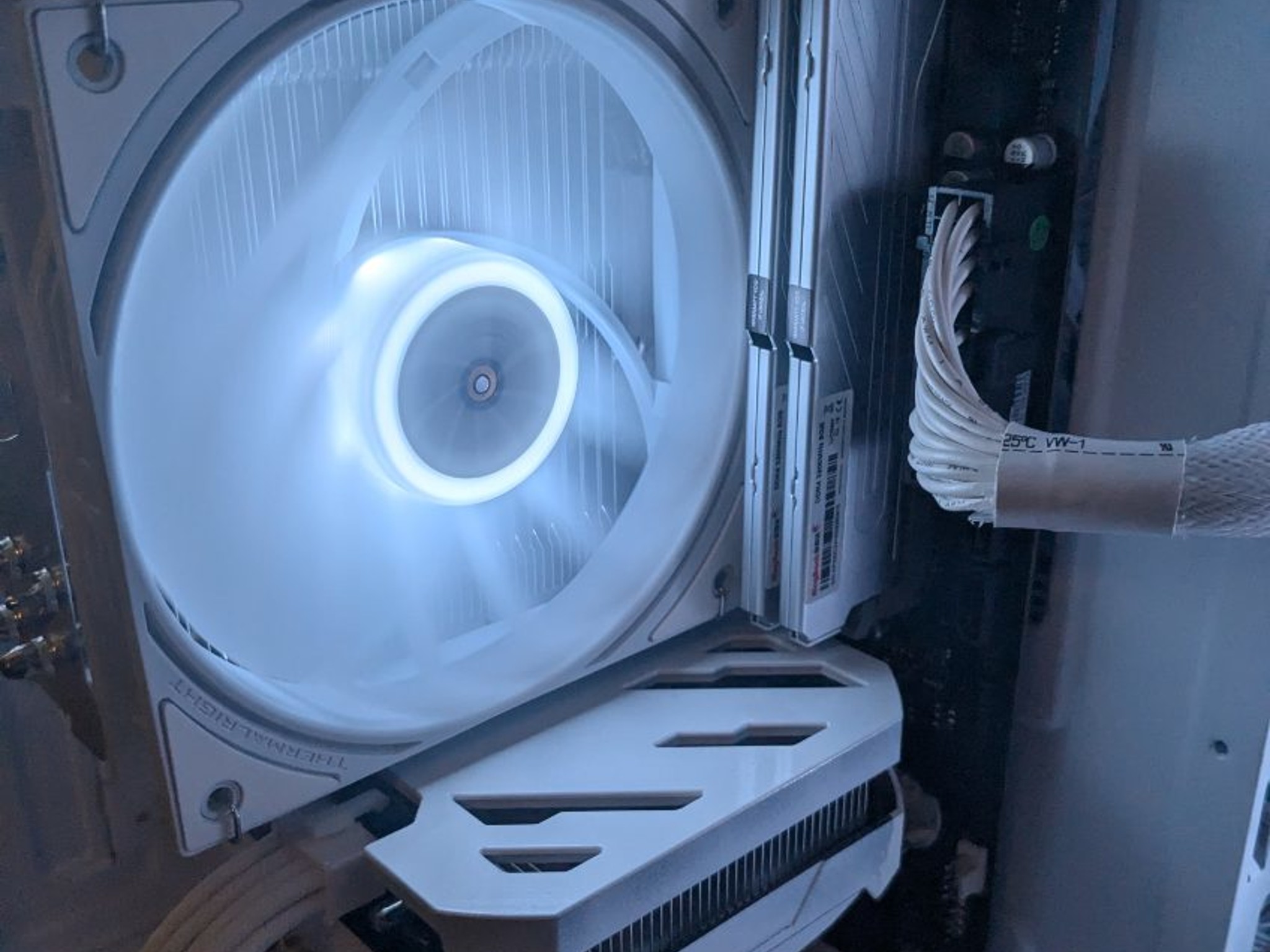 🔥RTX 4060, Ryzen 5, 16 GB RAM, 1 TB Storage