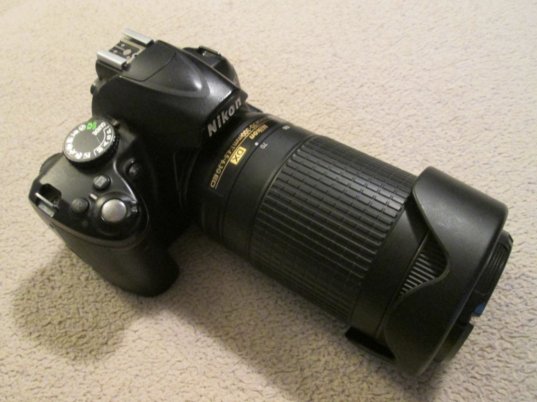 Nikon D3000 With 70-300mm Lens And Accessories