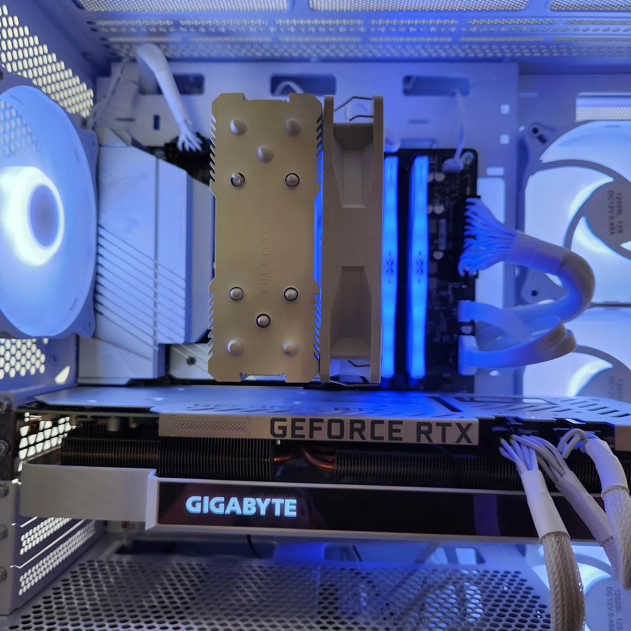 Gorgeous All White 3070 TI/i512600KF Build