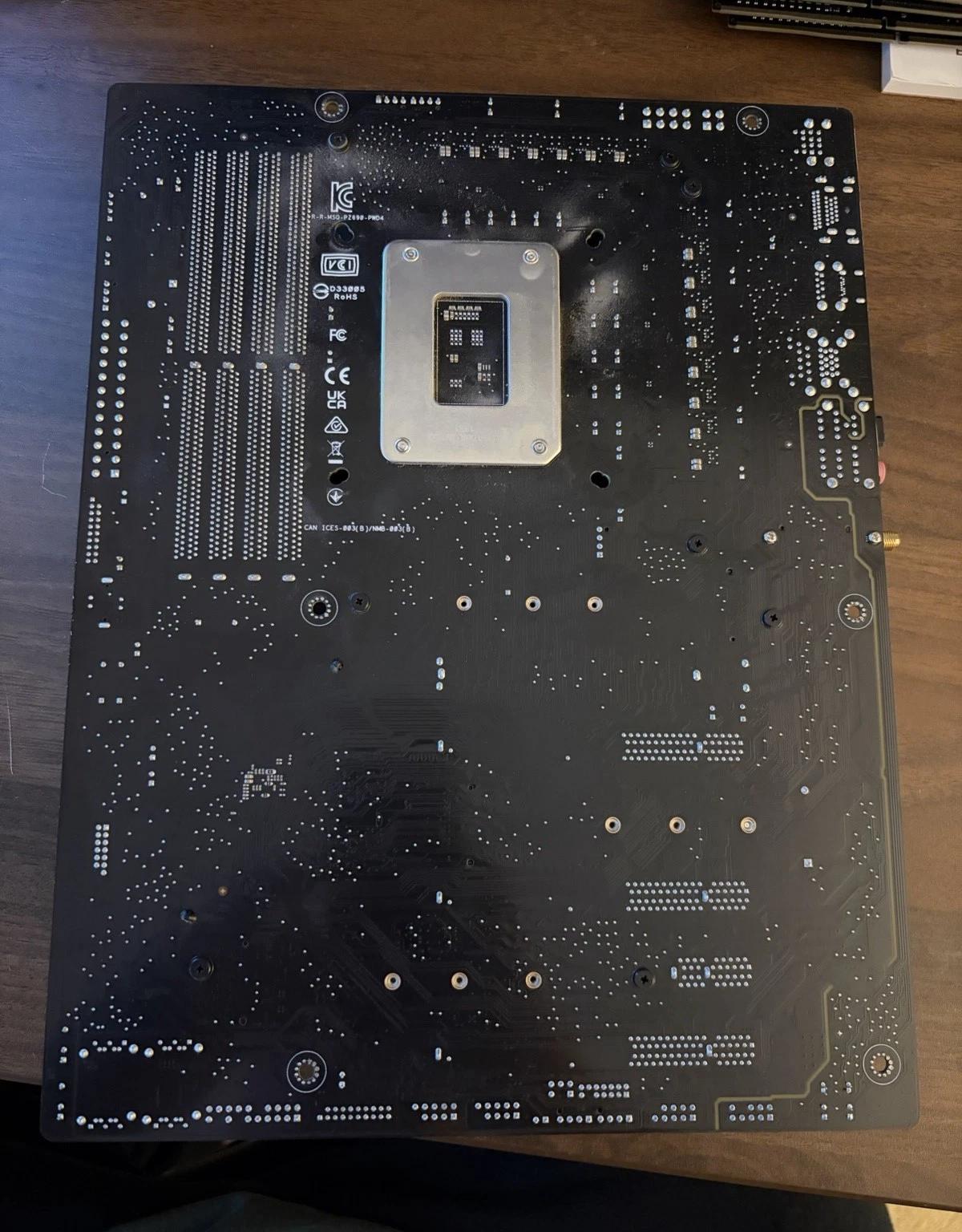 Asus Prime Z690-P WiFi D4 & 16GB DDR4 Ram