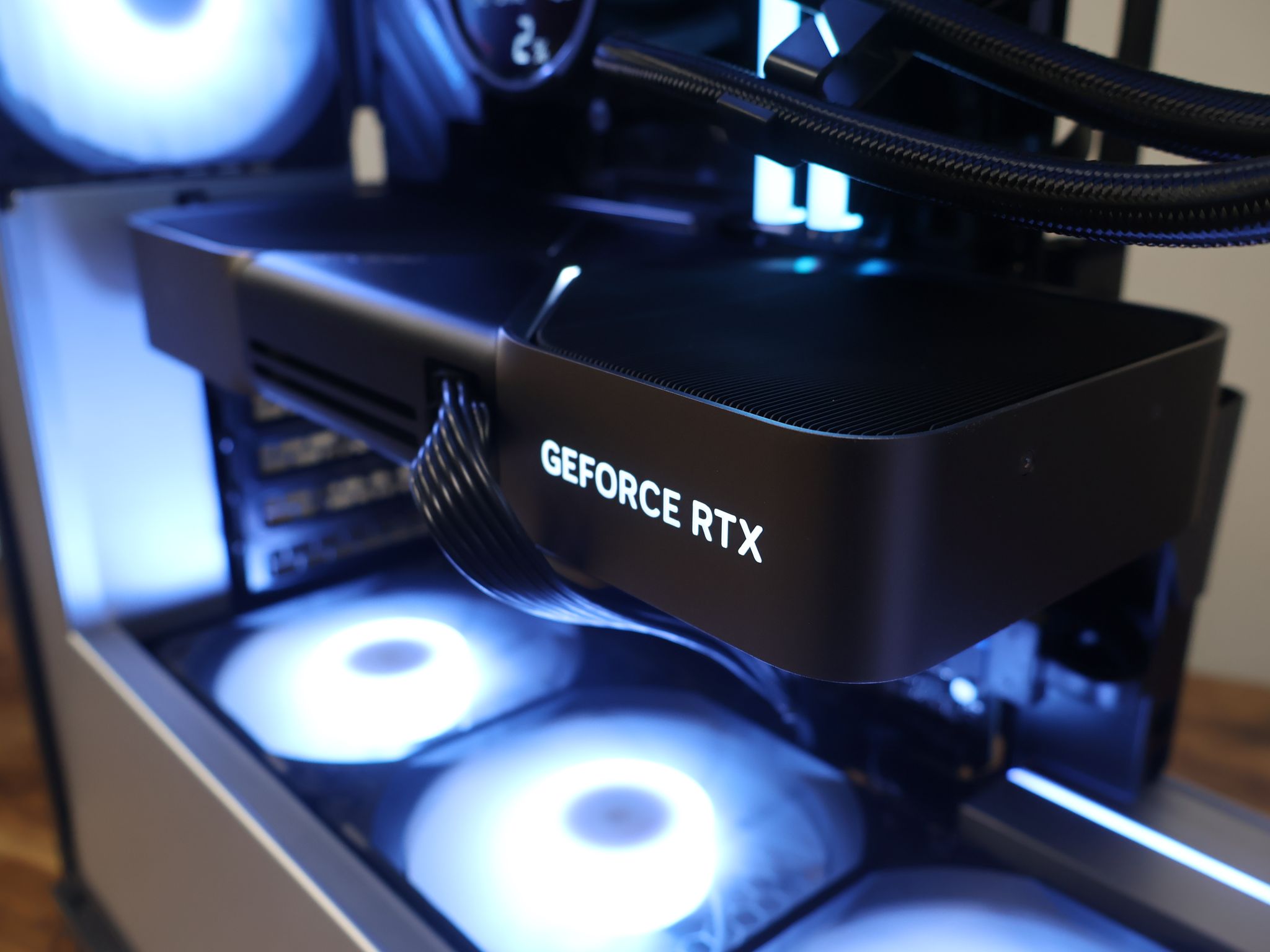 RTX 5080 Founders Edition Gaming PC – Ryzen 7 9800X3D | 32GB DDR5 6000MHz