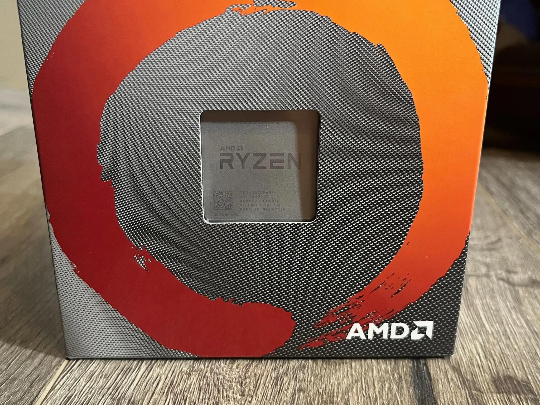 AMD Ryzen 5 3400G 4-Core 8 Thread Processor with CPU Cooler