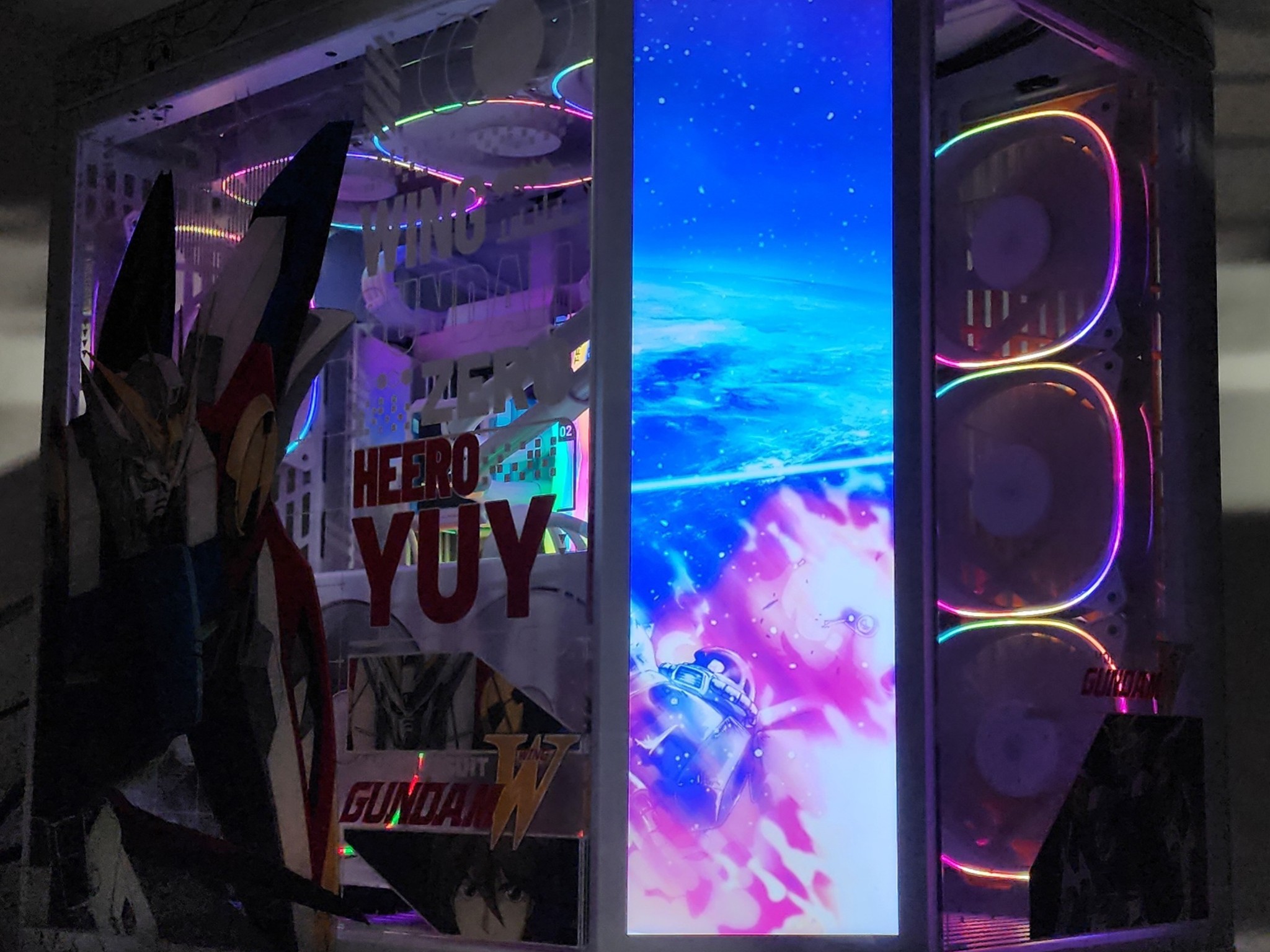 Gaming PC Ryzen 9 9950X3D 32GB RAM 4TB SSD RTX 5090 32GB Windows 11 Computer