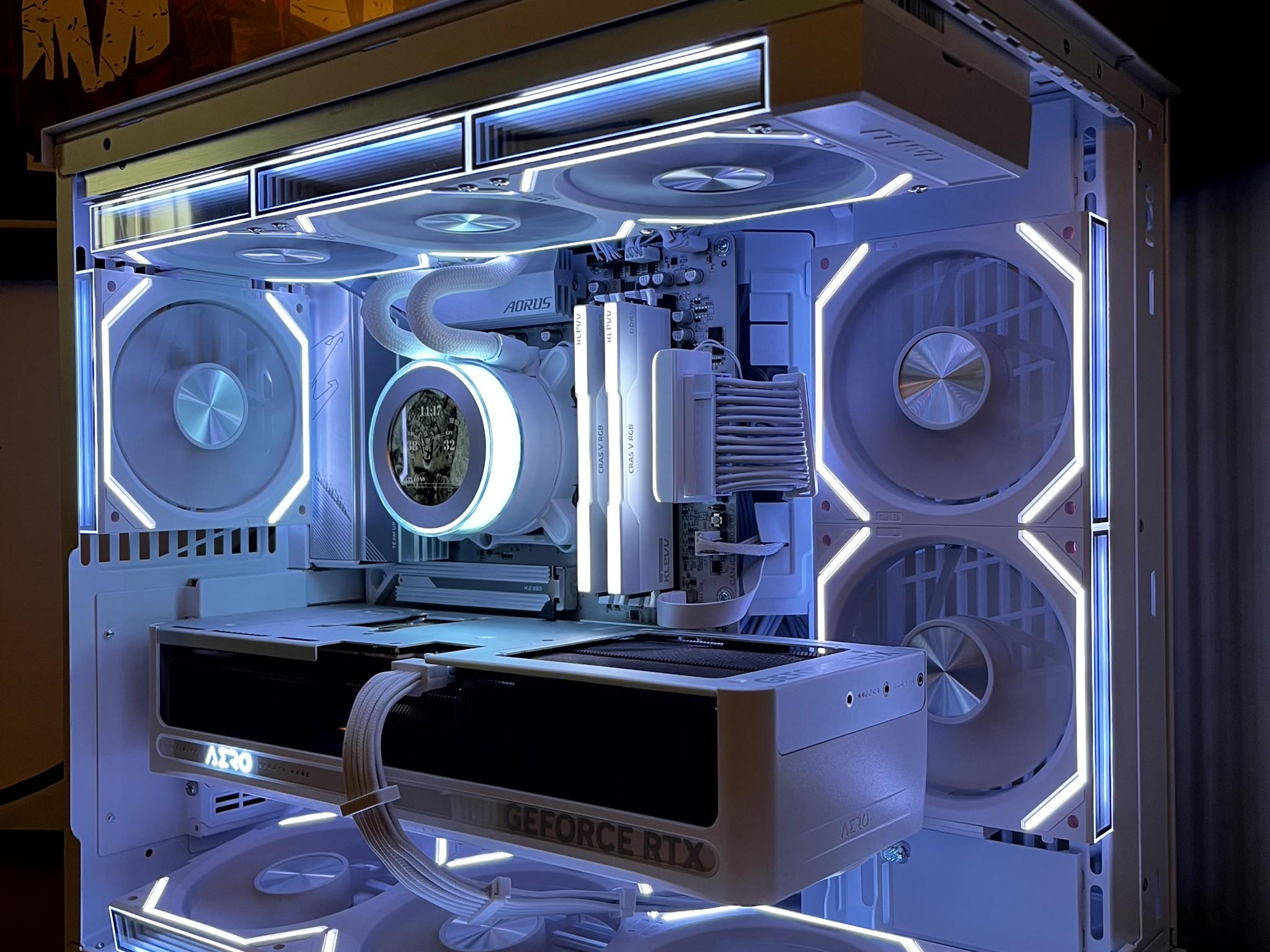 Snow Leopard - RTX 5070 Ti OC | Ryzen 7 9800x3d | 2TB NVME | 32GB @6400 MT/sec | 1000W Gold PSU