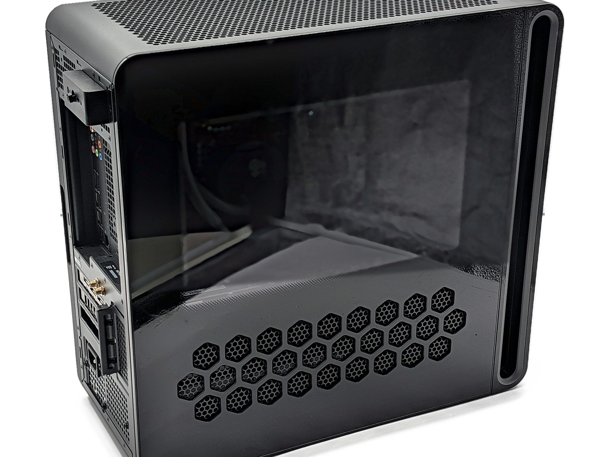Alienware Aurora R16 – Core i9-14900KF | RTX 4080 Super 16GB | 64GB DDR5 | 2TB NVMe | 1000W Platinum