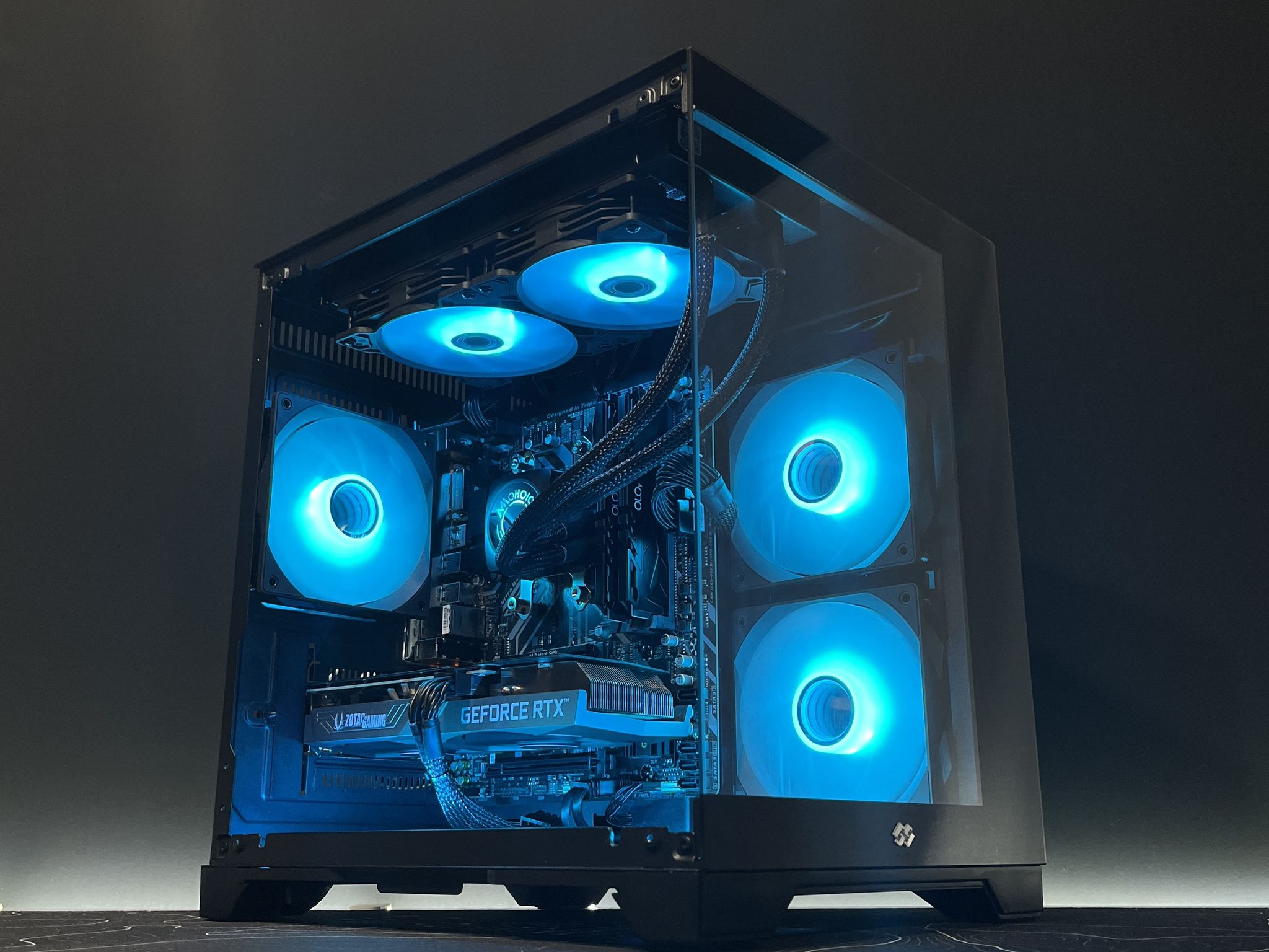 Black & RGB Gaming PC | RTX 3050 8GB & Ryzen 5 3600