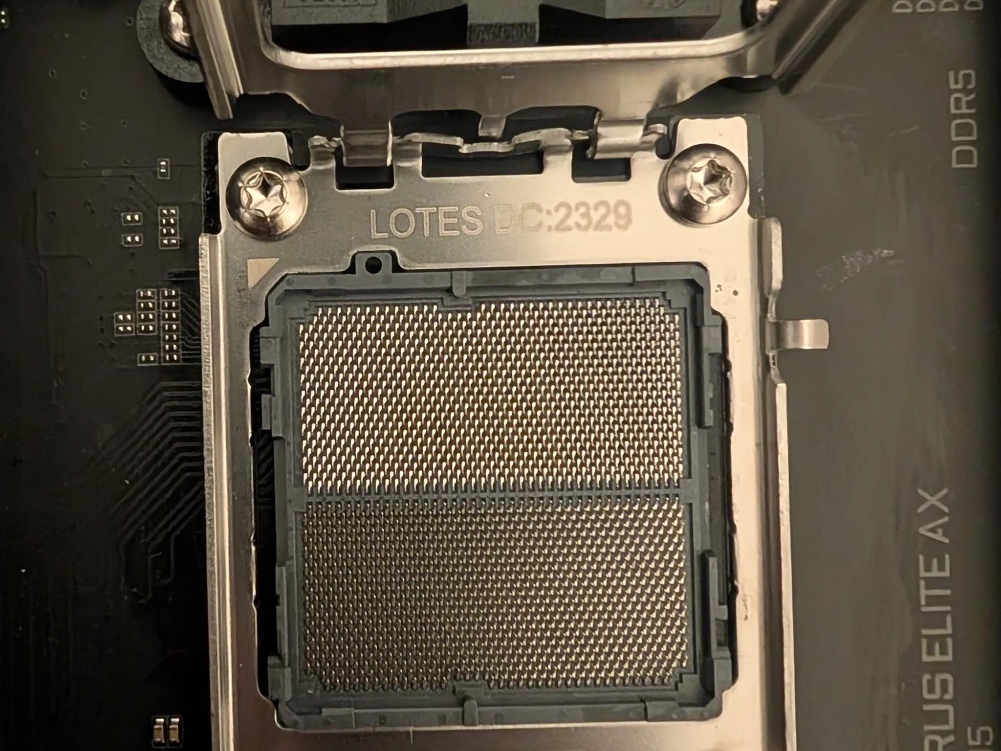 GIGABYTE B650 AORUS ELITE AX ATX AM5 (DDR5, PCIe 5.0)