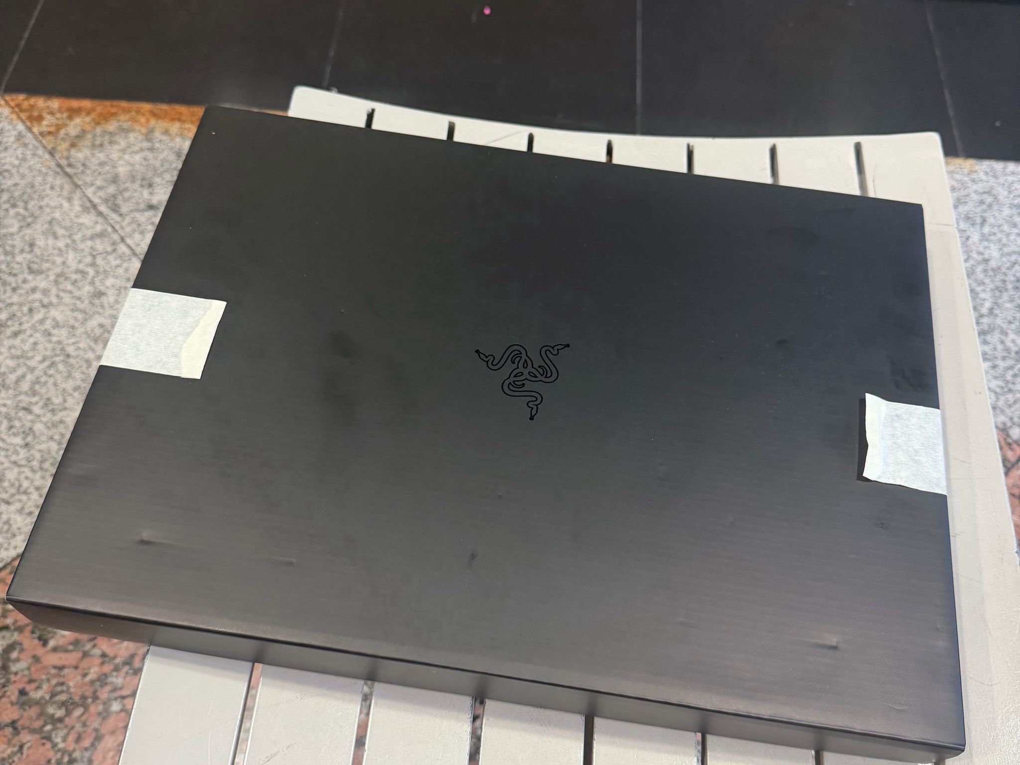 Razer Blade 18 240Hz UHD+ 2.7 GHz Ultra 9 275HX 32GB 1TB SSD NVIDIA RTX 5070 Ti