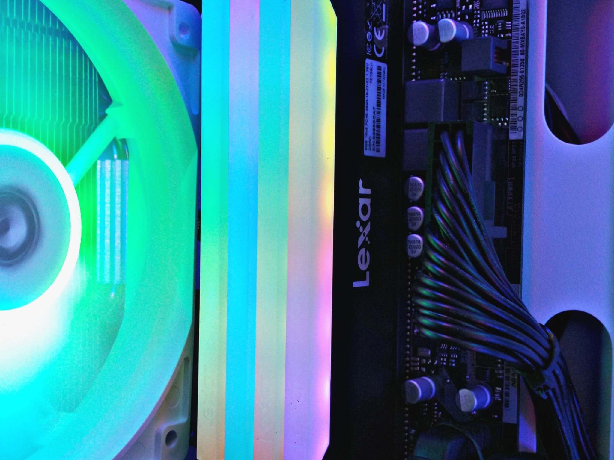 Lexar 16GB Kit (2x8GB) 3600MHz CL18 RAM RGB LED Lighting Desktop Gaming DRAM DDR4