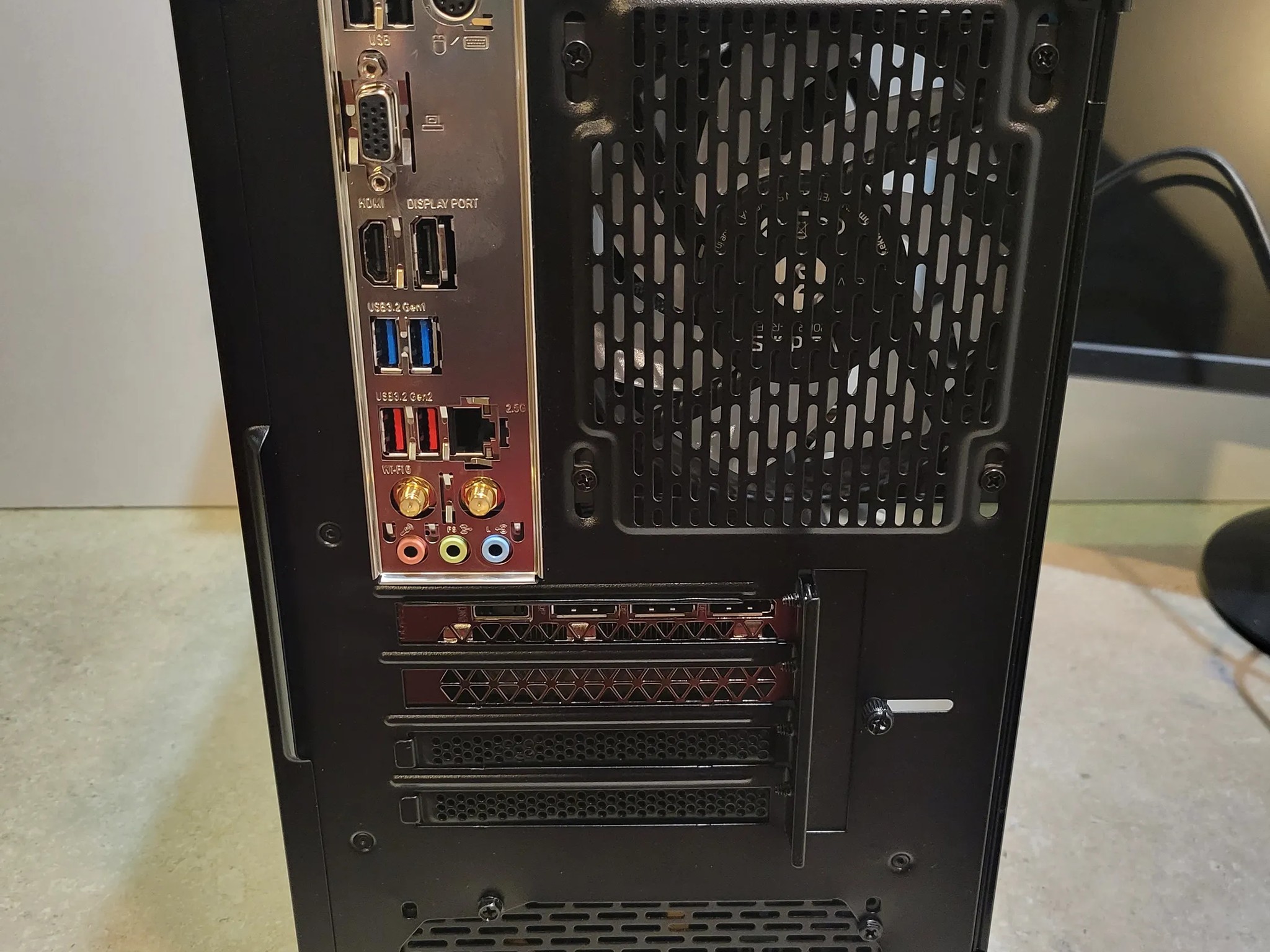 Mek Hero G1 Gaming Computer