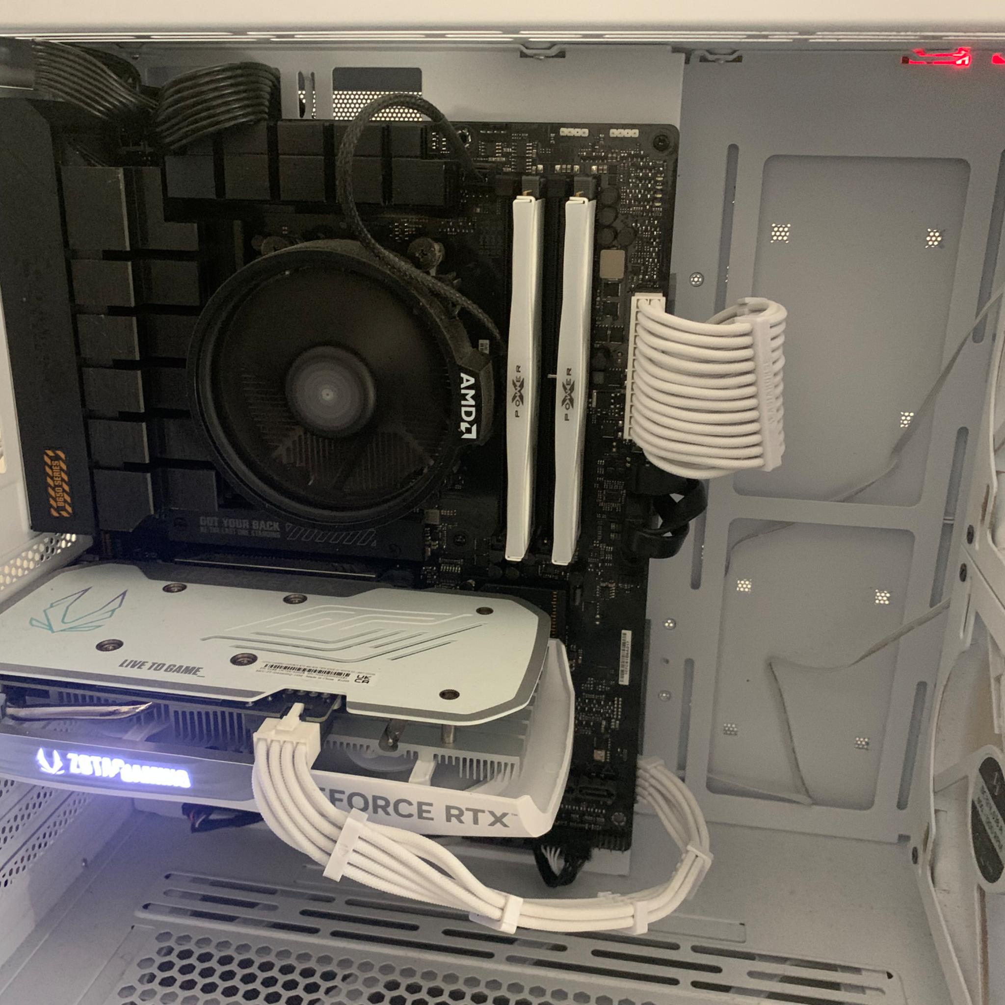 RTX 4060, Ryzen 5 7600, 32GB DDR5, 1TB NVMe SSD, WIFI-1080-1440p Gaming PC